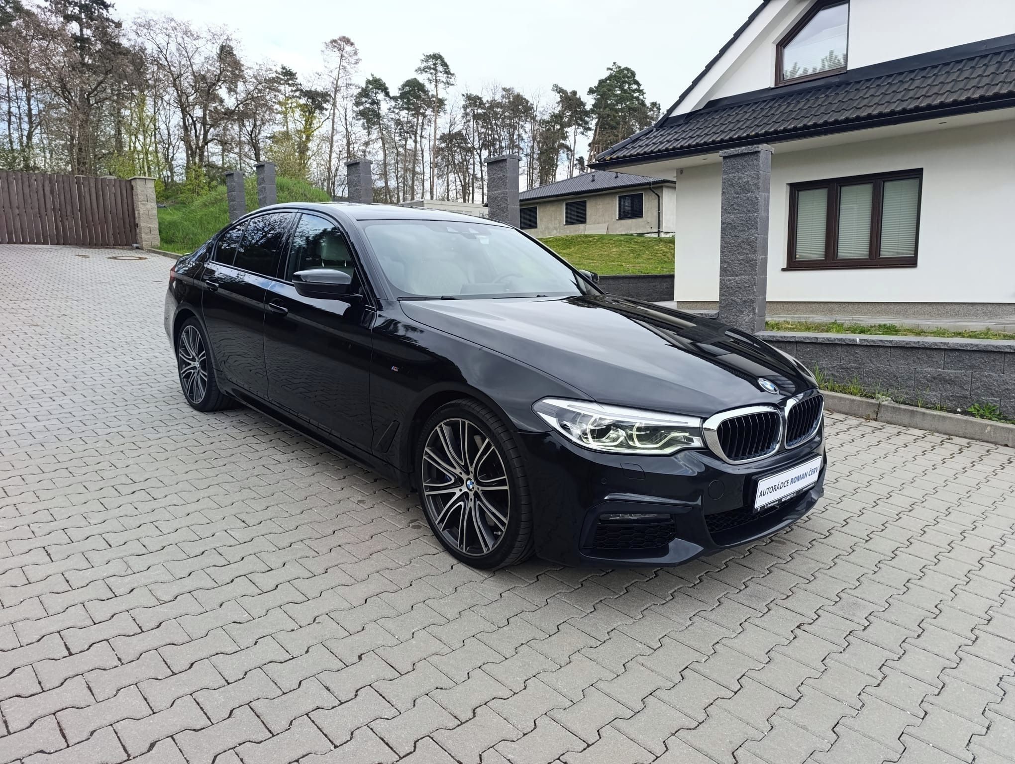 BMW Řada 5, ČR,40d xDriv,Mpaket,záruk,serv - fotka 2