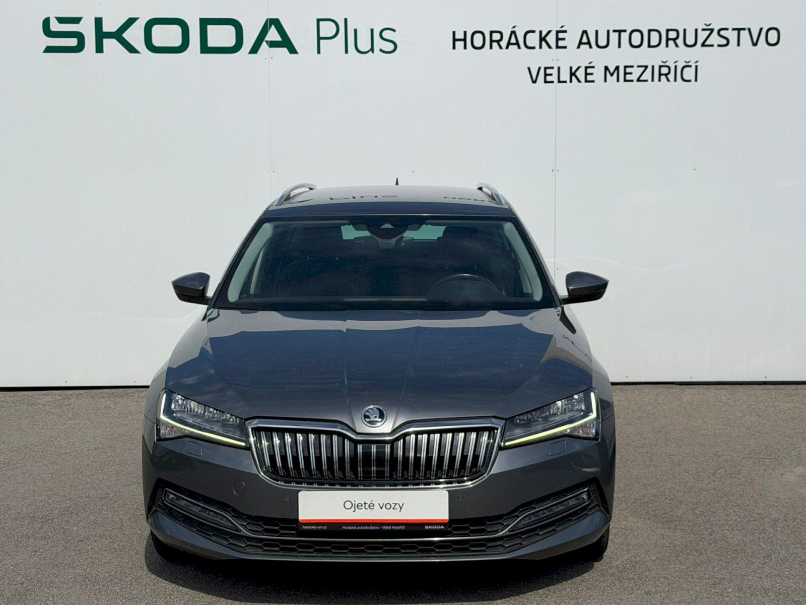Škoda Superb, combi Style Plus 2,0 TSI 140 k - fotka 4