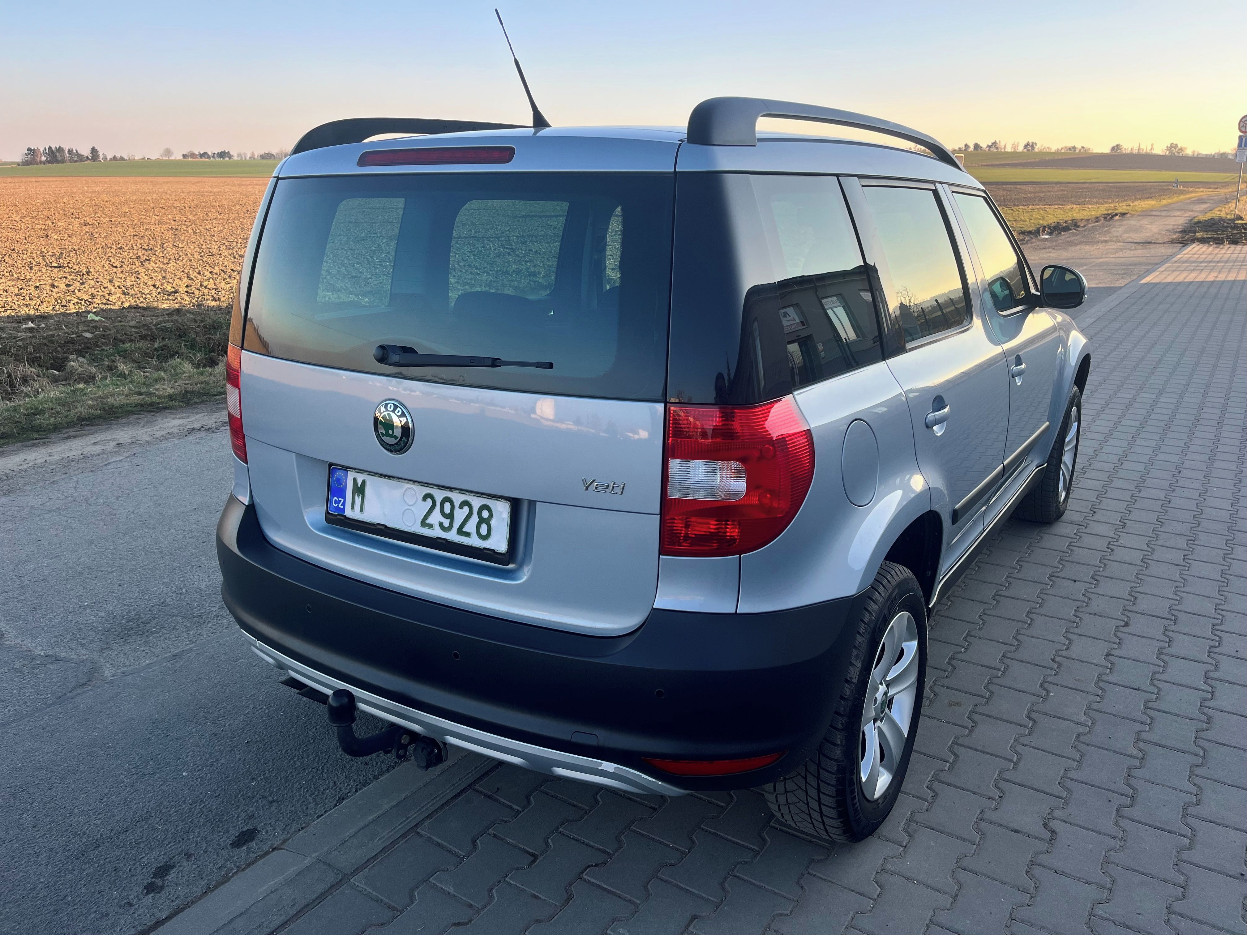 Škoda Yeti, 1.2 TSI 77Kw - 2 majitel - fotka 3