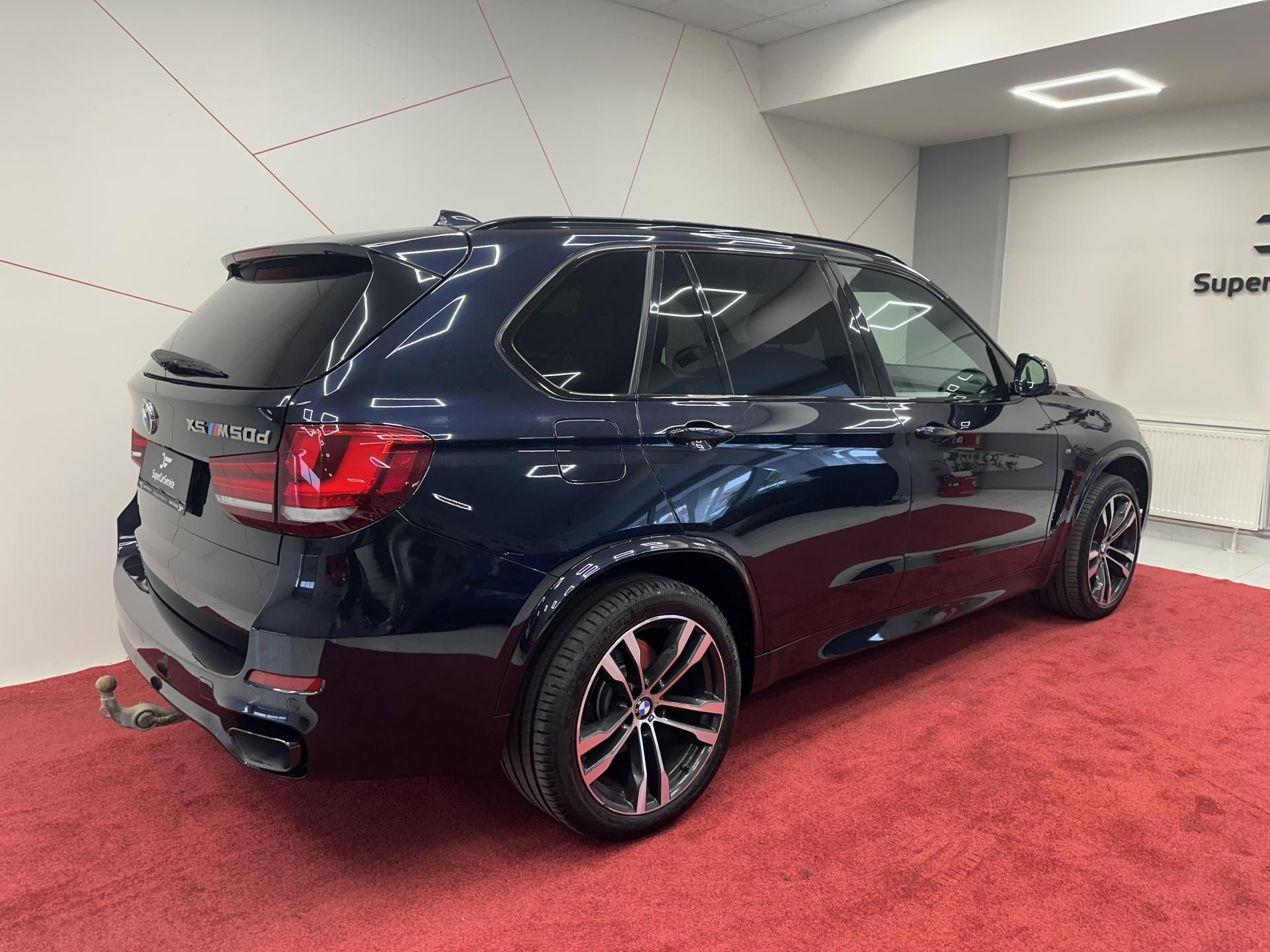 BMW X5, M50d CZ*TAŽNÉ*HUD*ADAPTIVELED - fotka 4