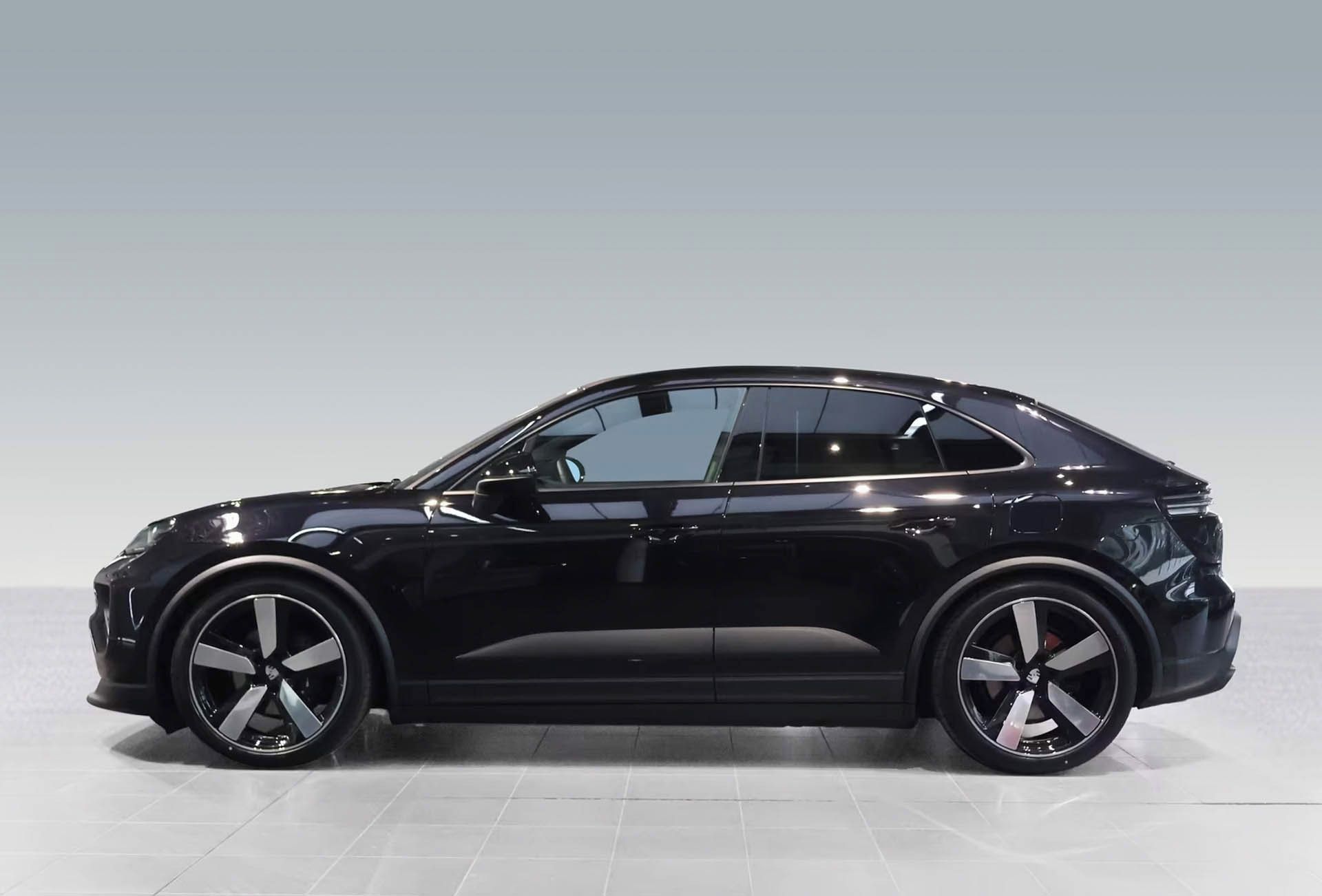 Porsche Macan, 4 Electric Pano 360 ACC Vzduch - fotka 4