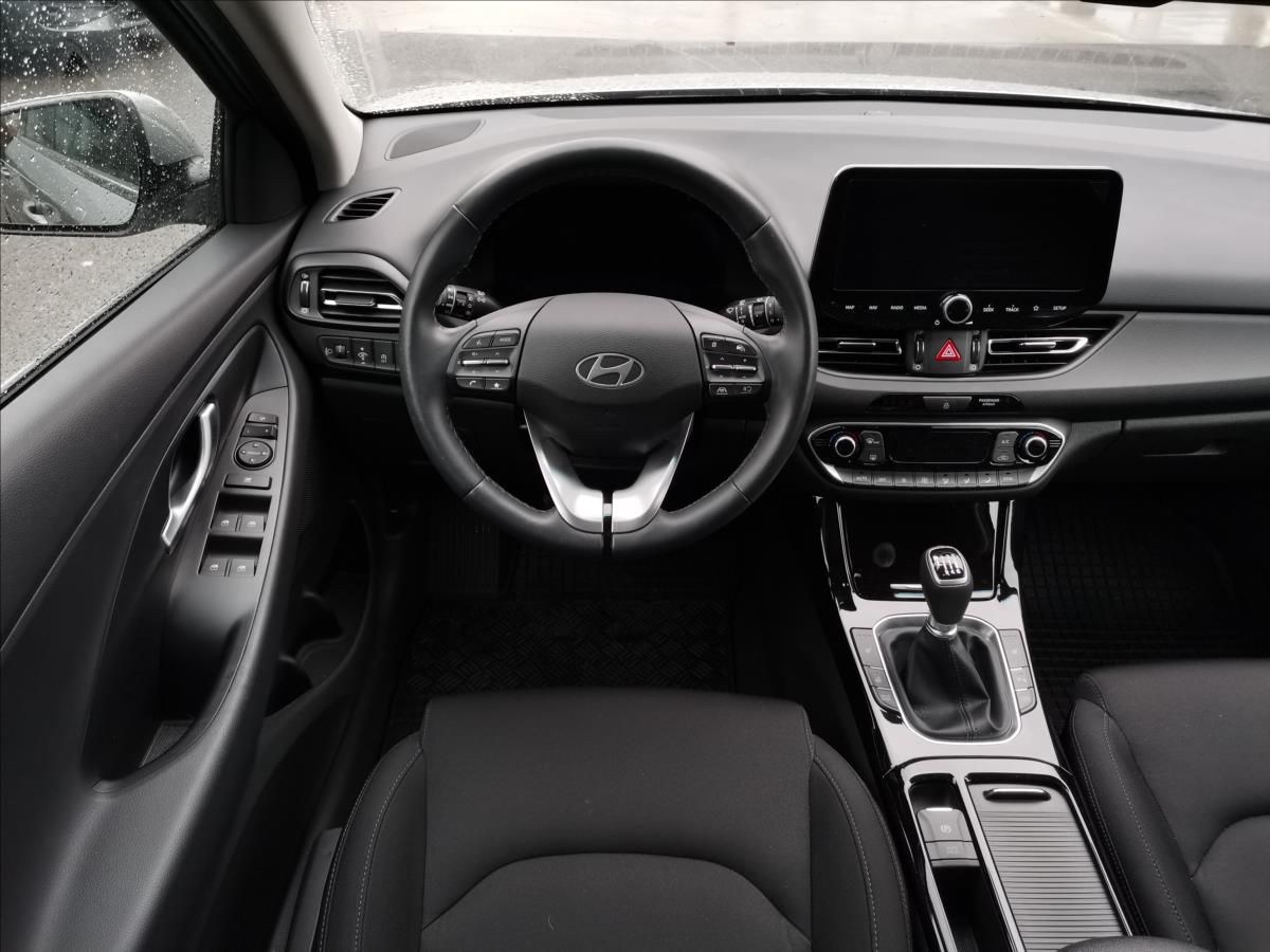 Hyundai i30, 1,5 TGDI WG STYLE SAFETY - fotka 6