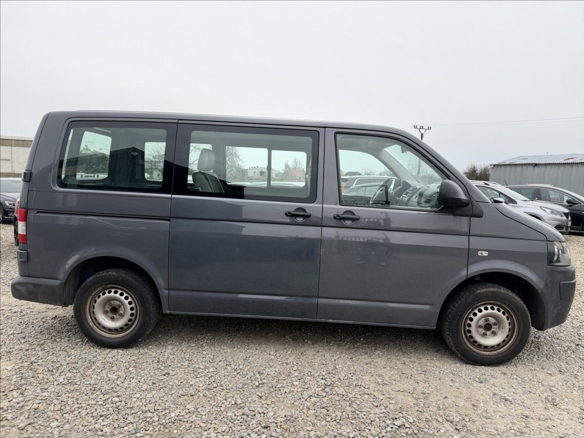 Volkswagen Transporter, 2,0 TDI 6MÍST NOVÉ V ČR - fotka 4