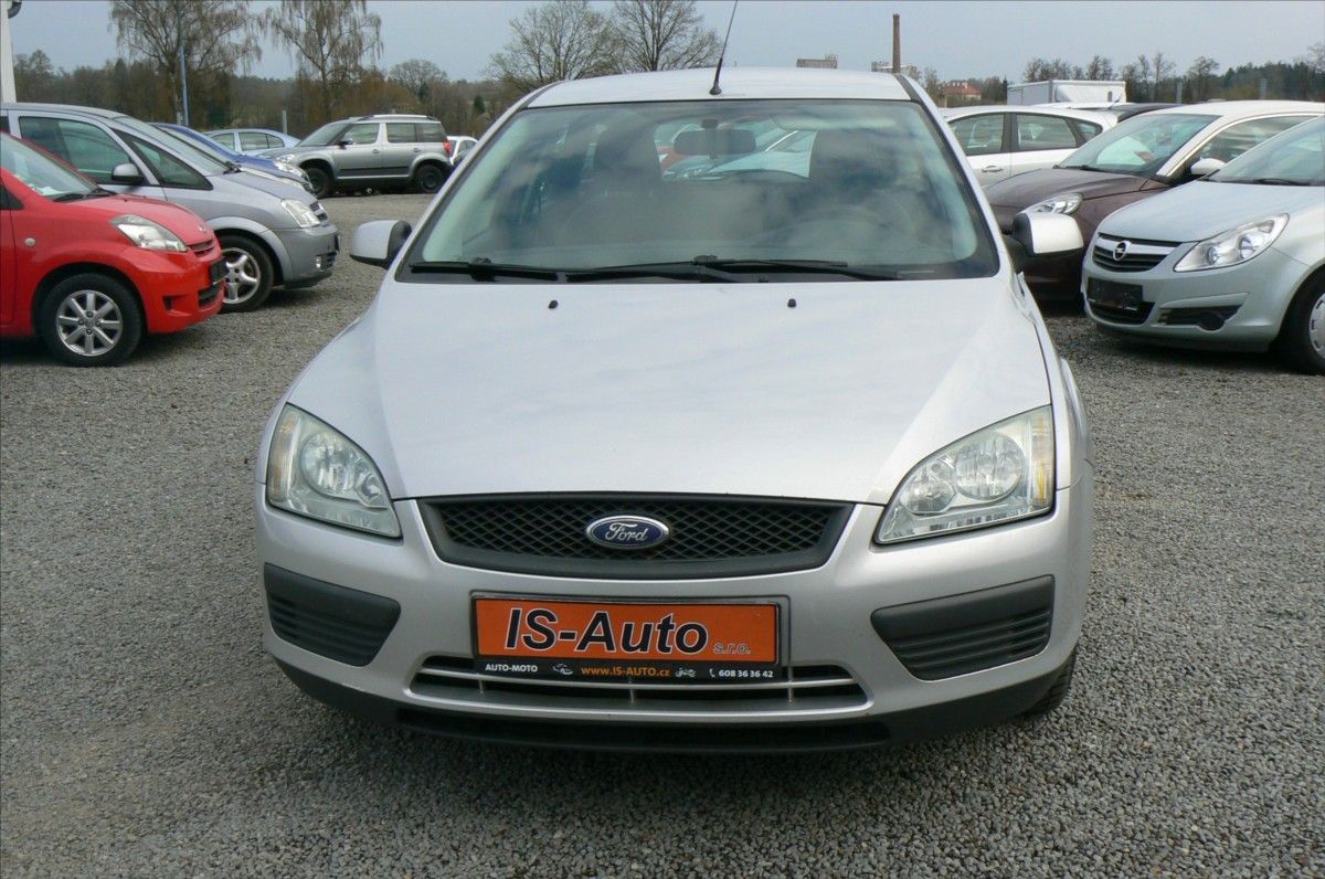 Ford Focus, 1,8 COMBI - fotka 3