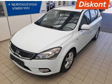 1.6 CRDi, po STK, Tažné, Klima
