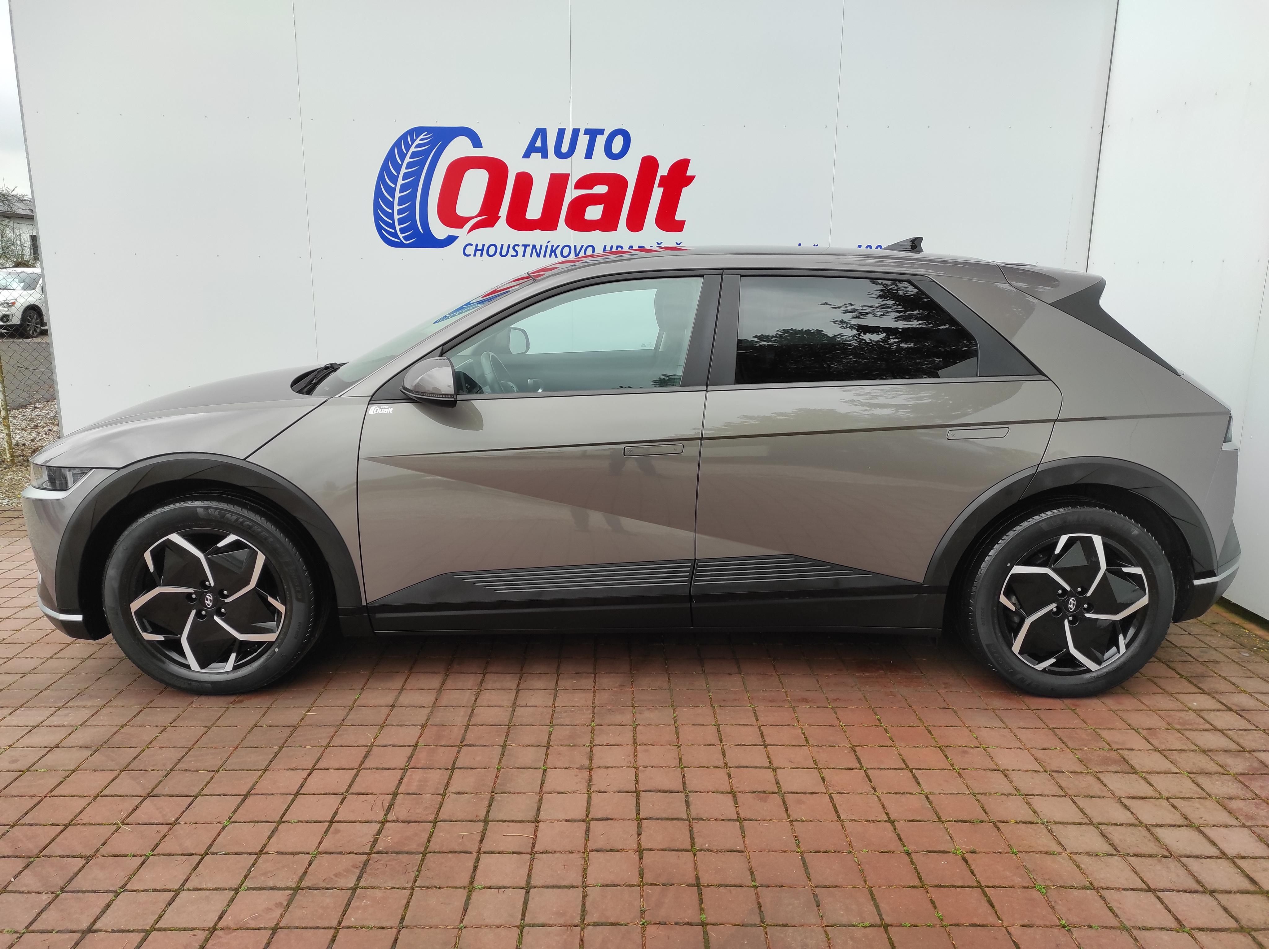 Hyundai Ioniq 5, STYLE 73 kWh SOH 97,6 % - fotka 2
