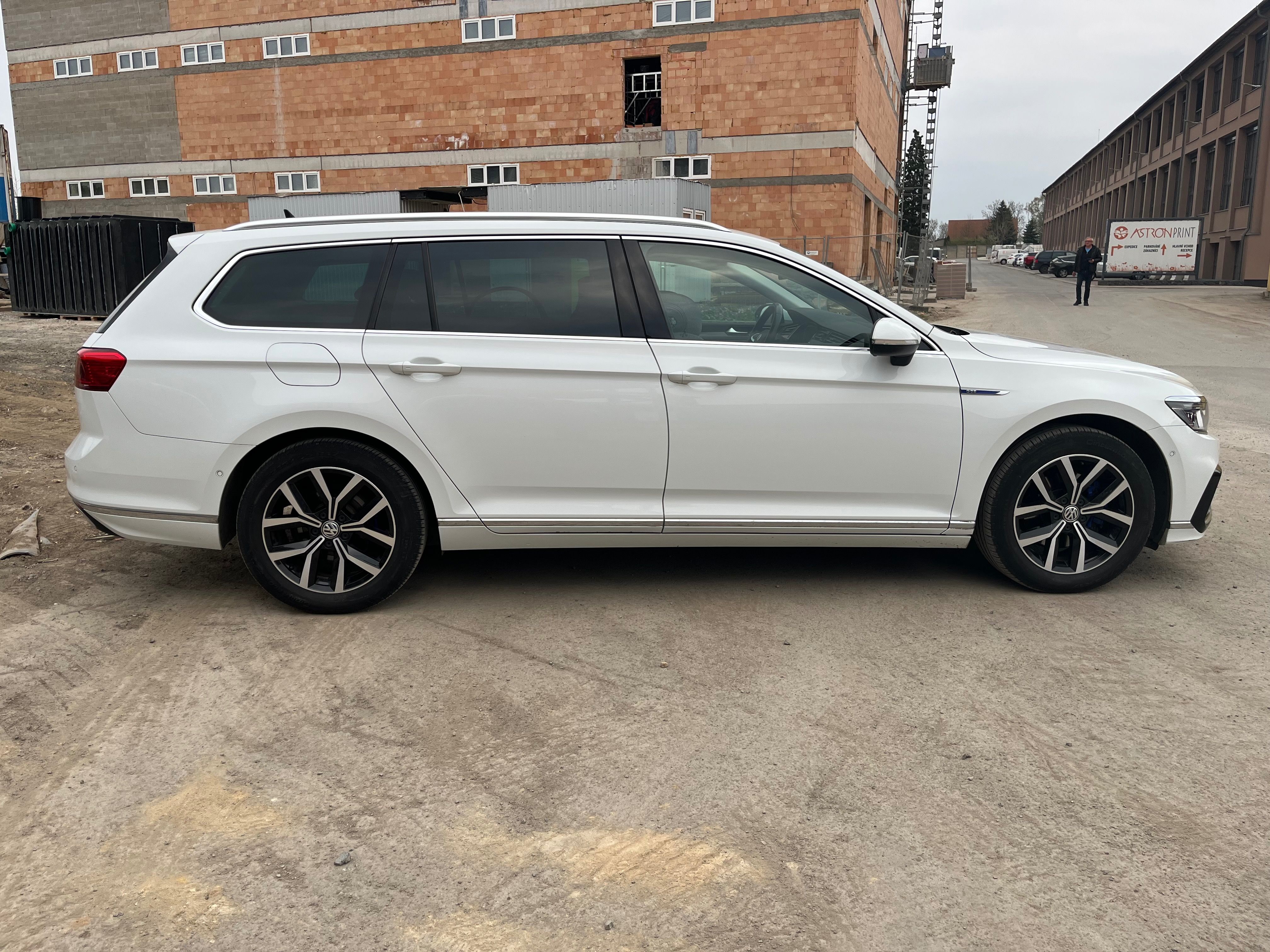 Volkswagen Passat, 1,4 TSI Plug-in-Hybrid ČR - fotka 4