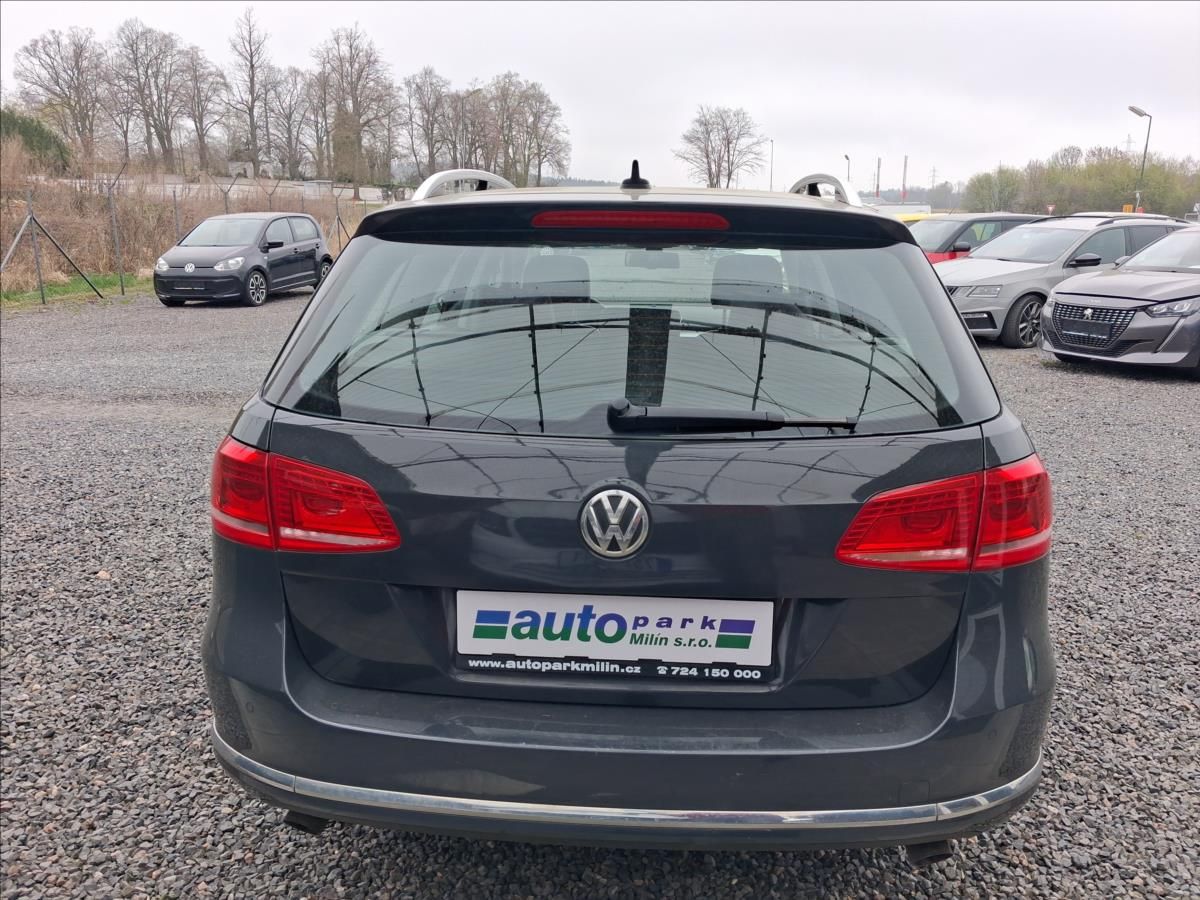 Volkswagen Passat, 2,0 125kw,4x4,alcantara,servis - fotka 6