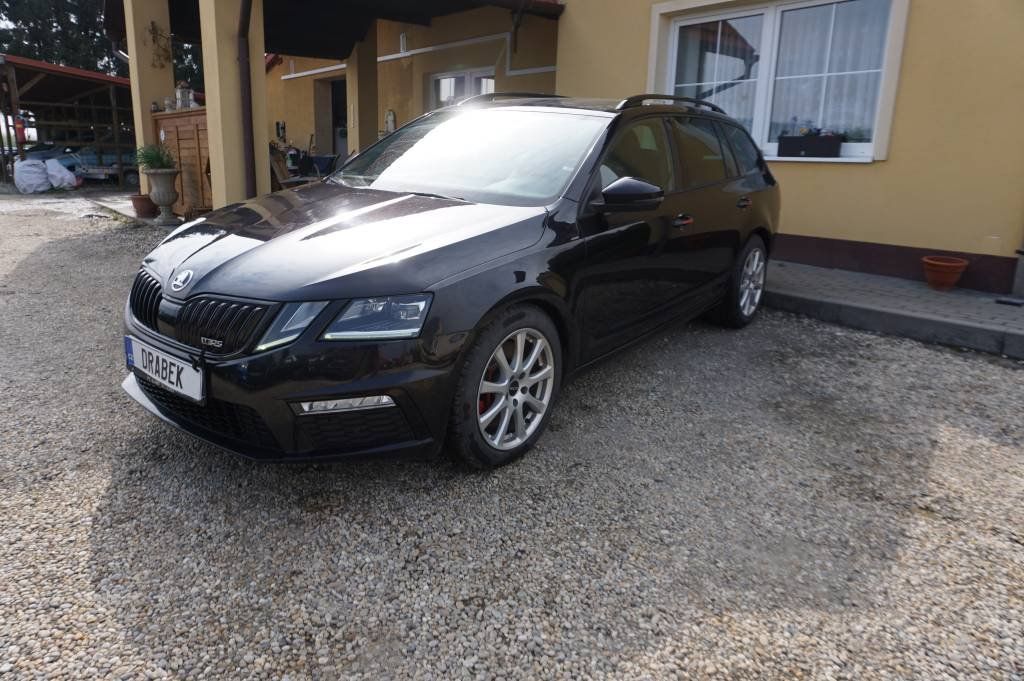 Škoda Octavia, 2,0 RS - fotka 2