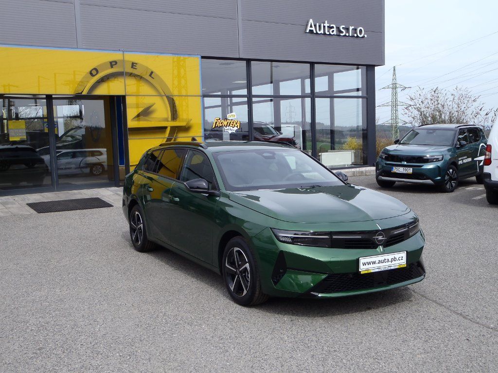 Opel Astra, ST Edition Hybrid 1.2 Turbo