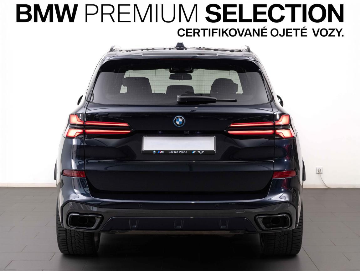 BMW X5, xDrive50e - fotka 4