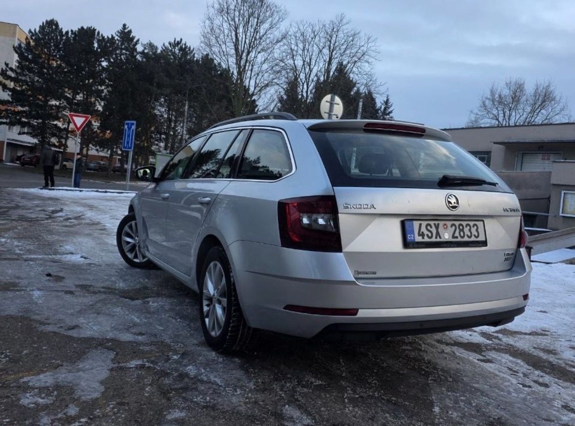 Škoda Octavia, 1.5G-TEC, 96Kw, Automat, 2019 - fotka 4