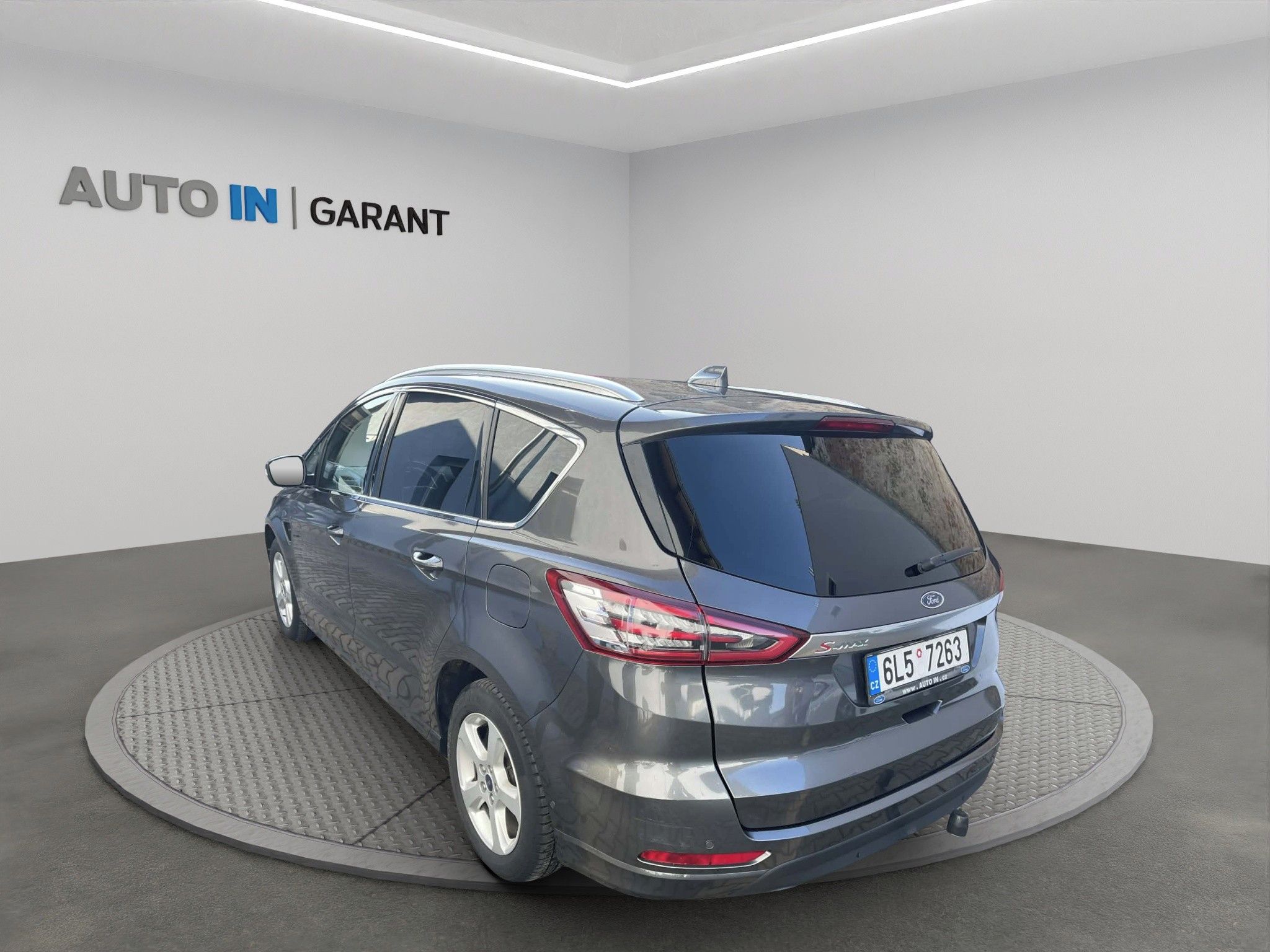 Ford S-MAX, TITANIUM 2,5 Duratec Hybrid 14 - fotka 4