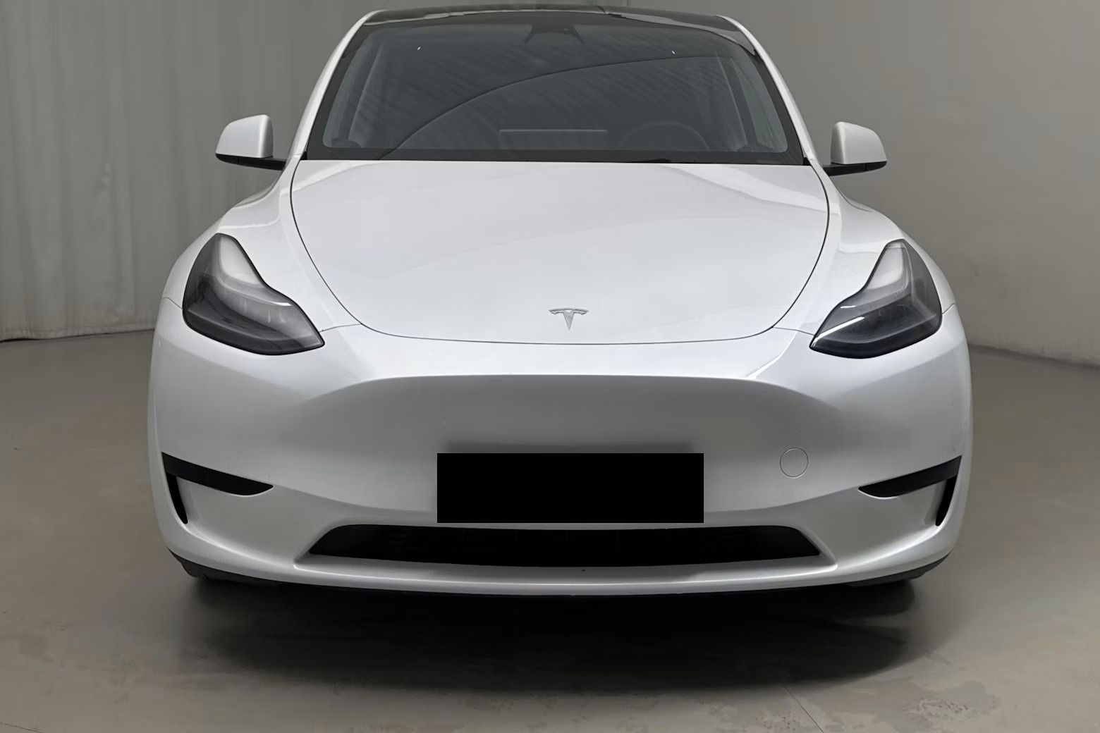Tesla Model Y, SR+2023,Ryzen,LFP,Tažné - fotka 3