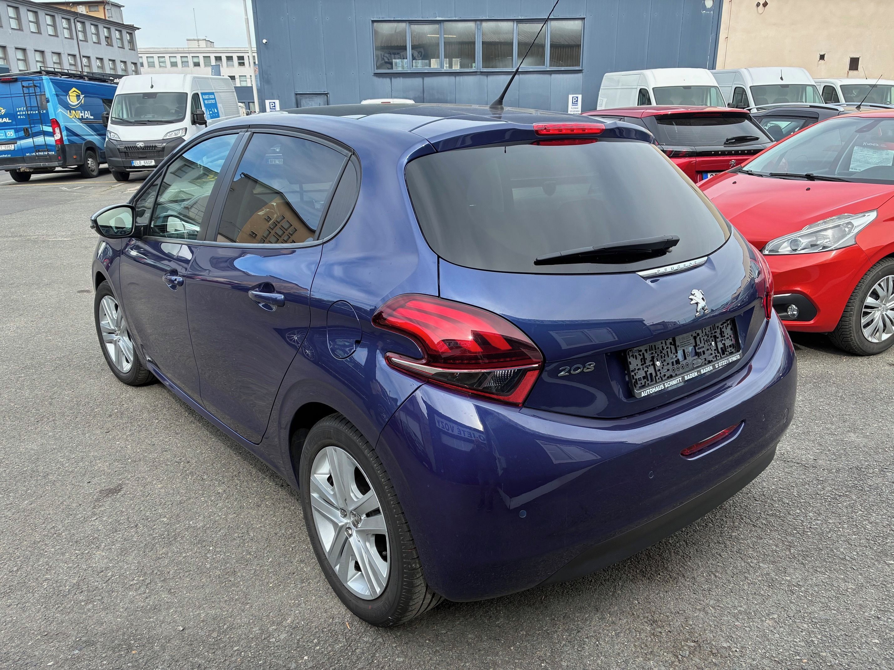 Peugeot 208, 1,2 PureTech STYLE Panorama - fotka 3