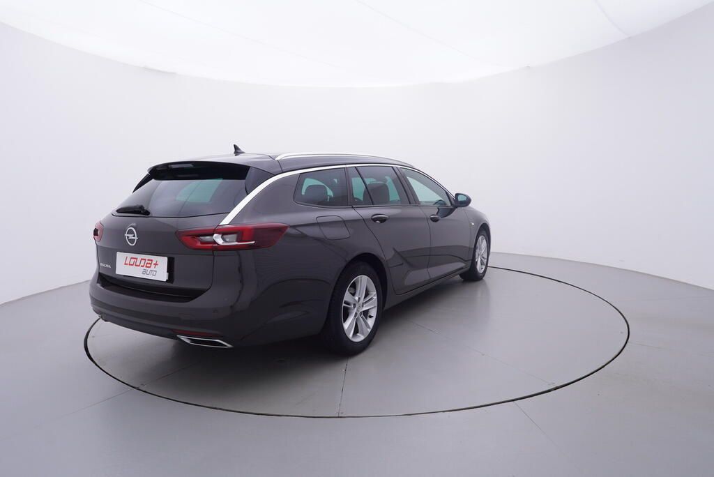 Opel Insignia, 2.0 Turbo 125 kW - fotka 5