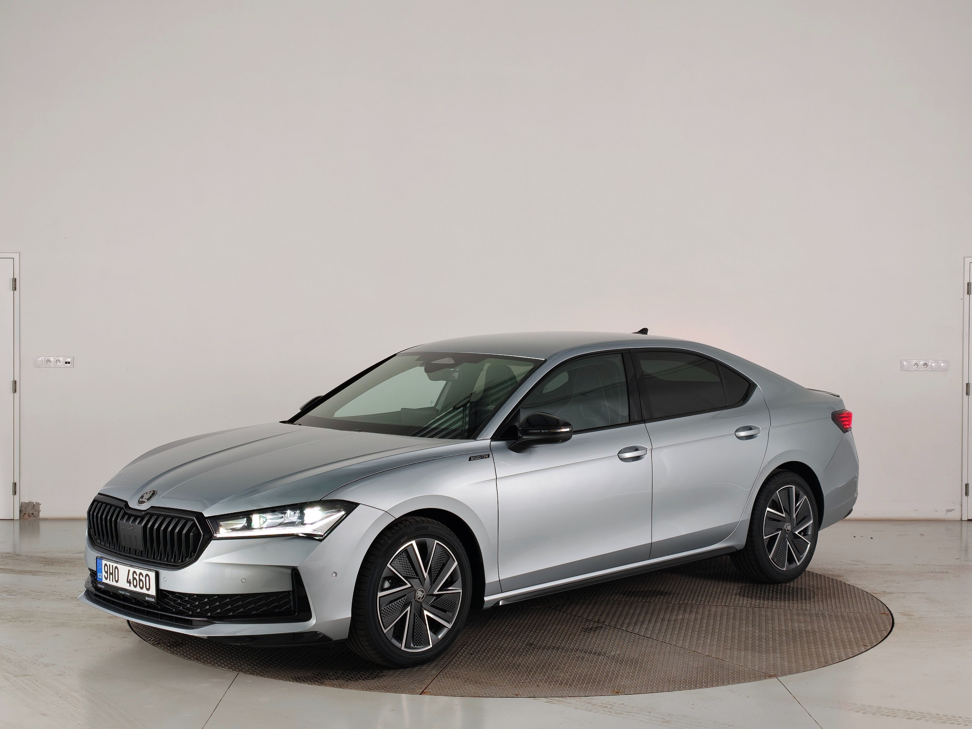 Škoda Superb, Sportline 2.0TDI 110kW DSG