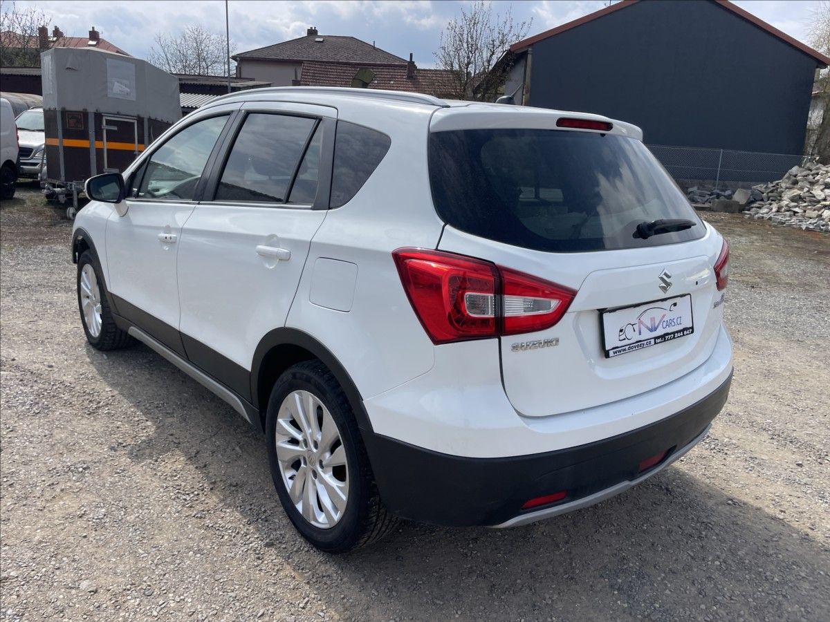 Suzuki SX4 S-Cross, 3,0 DDiS 88kw 4x4 havarované, - fotka 3