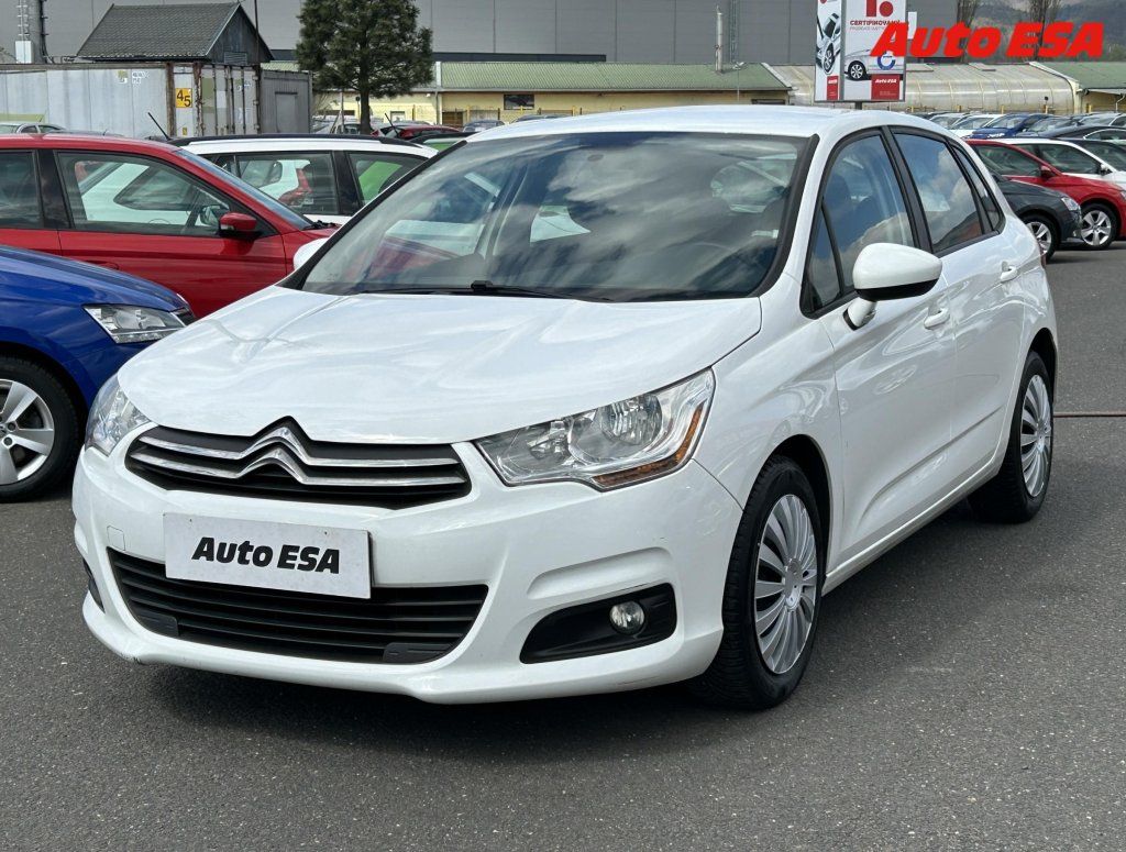 Citroën C4, 1.4,AC,temp - fotka 3