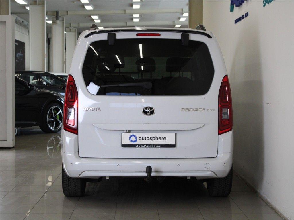 Toyota Proace, 1,5 D 96kW Shuttle 5L.Záruka - fotka 4