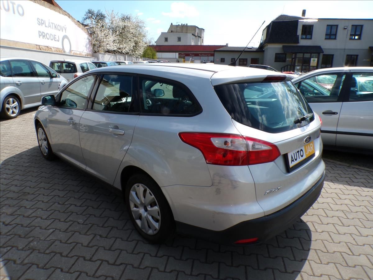 Ford Focus, 1,6 TDCI - fotka 4