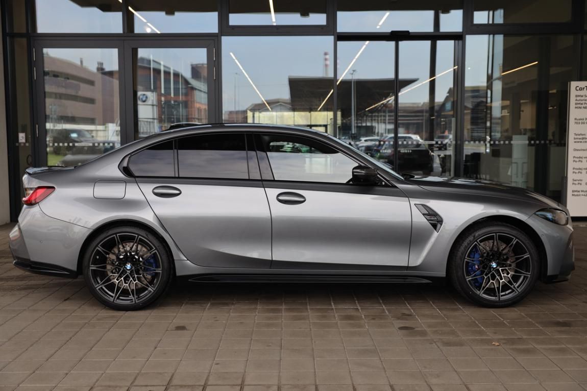 BMW M3, Competition xDrive Sedan - fotka 4