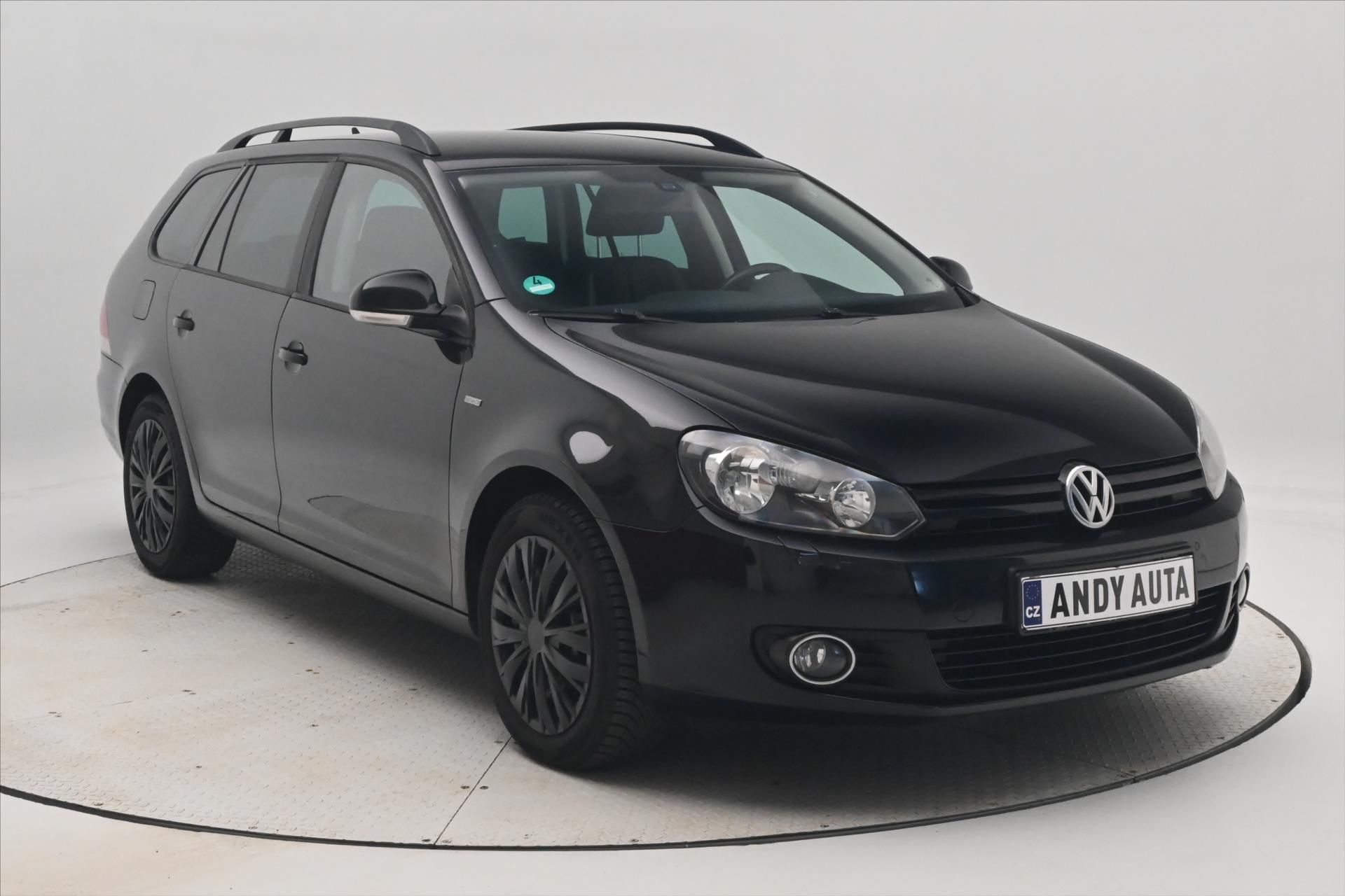 Volkswagen Golf, 1,6 TDI 77 kW MATCH Navigace - fotka 3