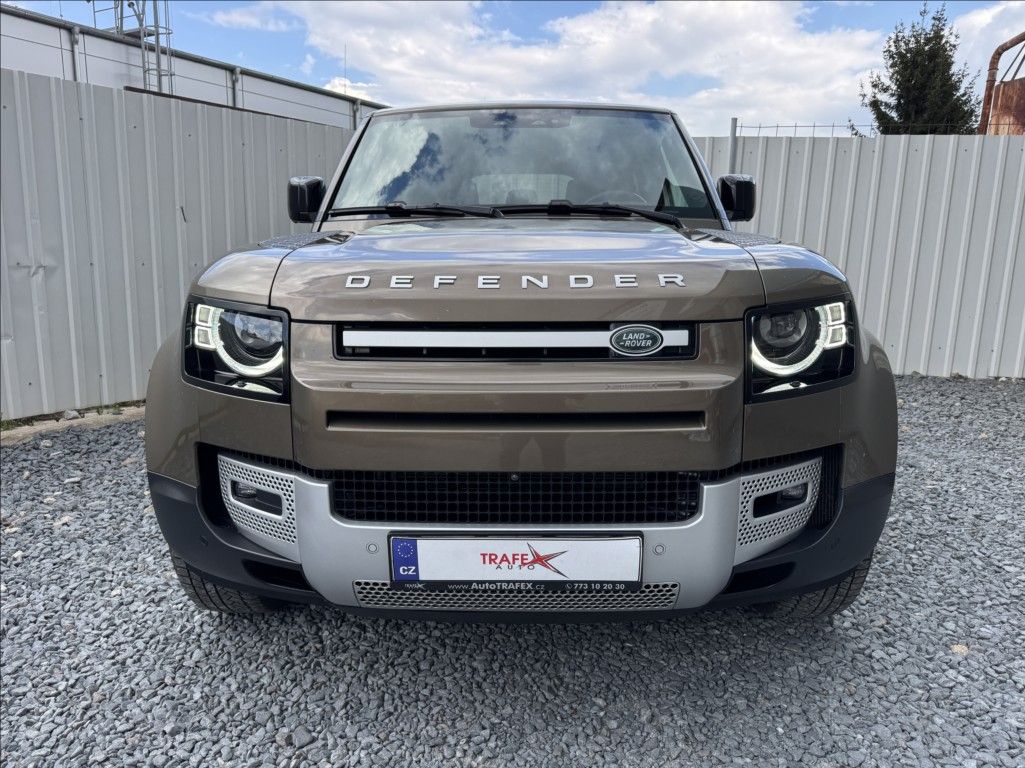 Land Rover Defender, 3,0 110 D300 DPH 1.maj původČR - fotka 2