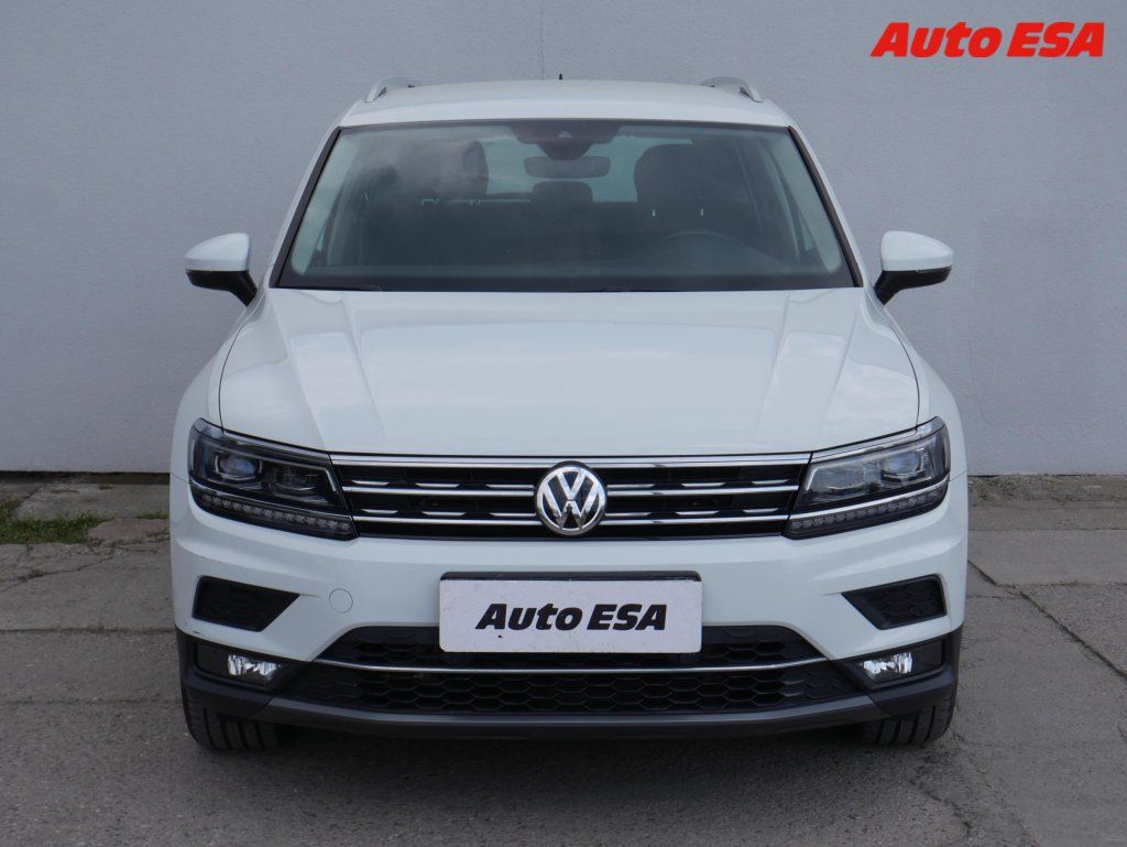 Volkswagen Tiguan, 2.0 TDI,2.maj,ČR,AT,navi - fotka 2