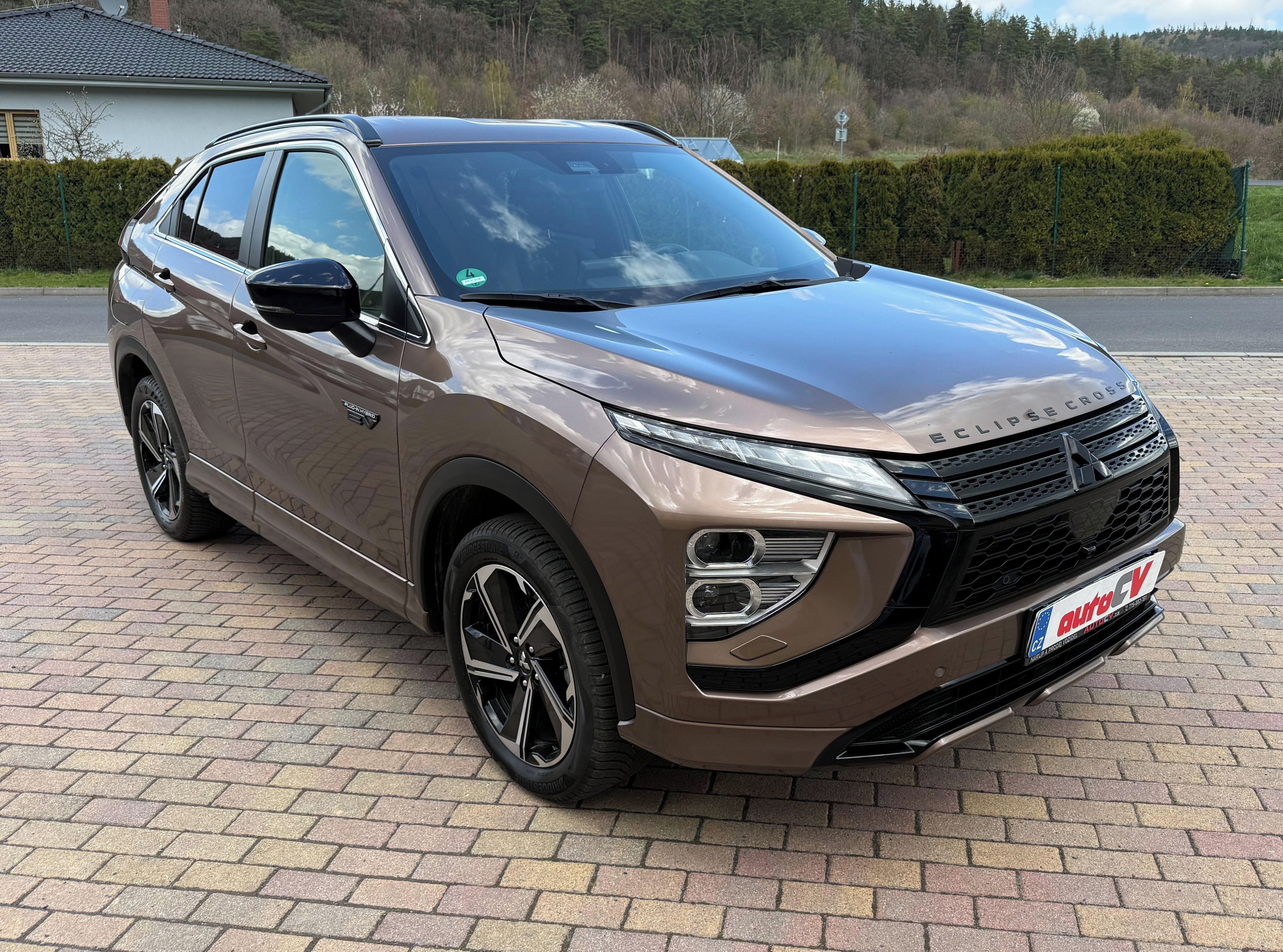 Mitsubishi Eclipse Cross, 2.4 PHEV 138kW 4x4 BLACK EDIT - fotka 5