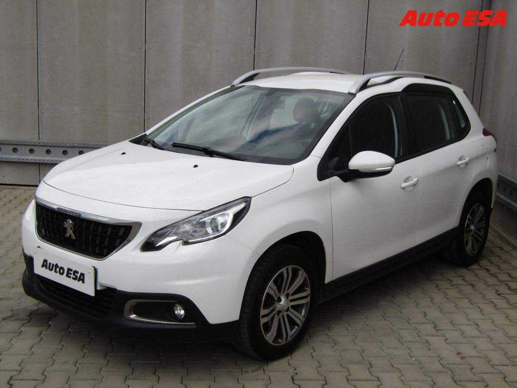 Peugeot 2008, 1.2 PT,ČR,AT - fotka 3