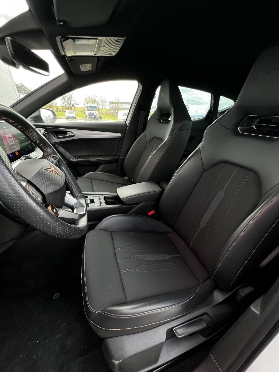 Cupra Formentor, 2.0TSI DSG 228kW 1.Maj DPH - fotka 6