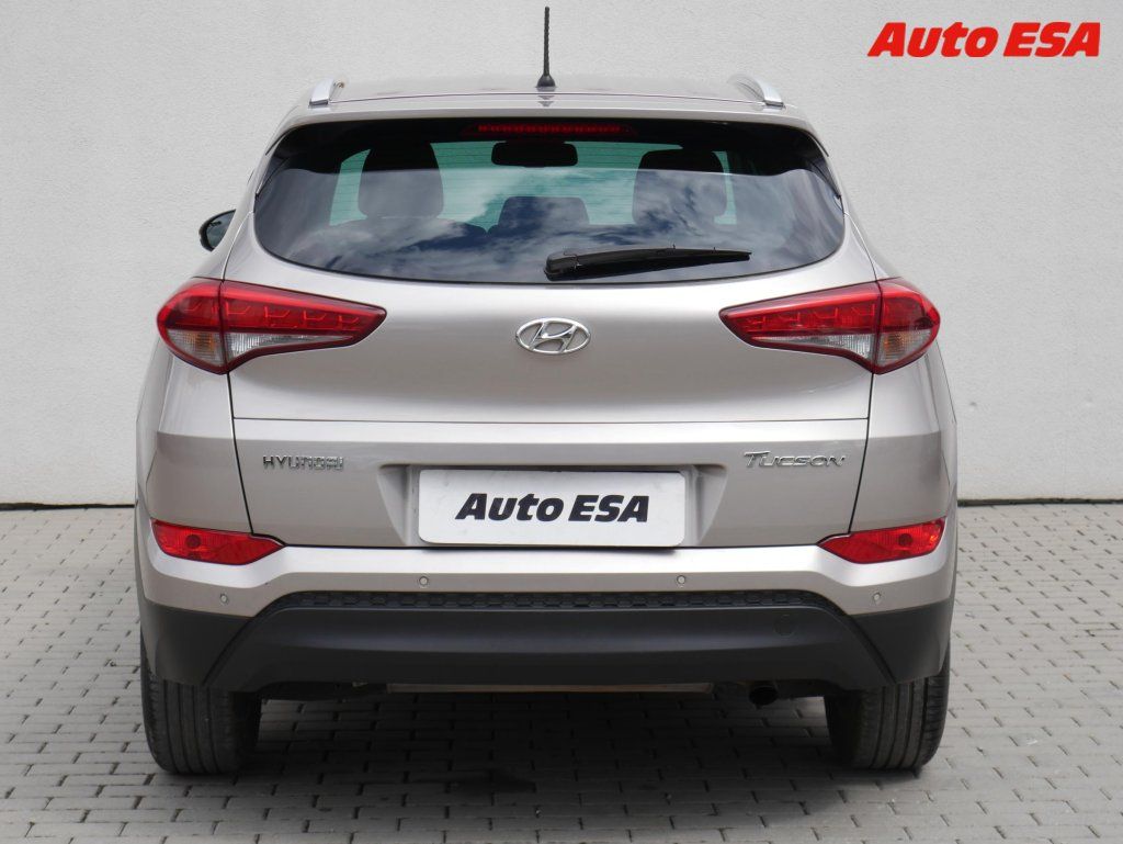 Hyundai Tucson, 1.6 GDi 2WD,Comfort - fotka 5