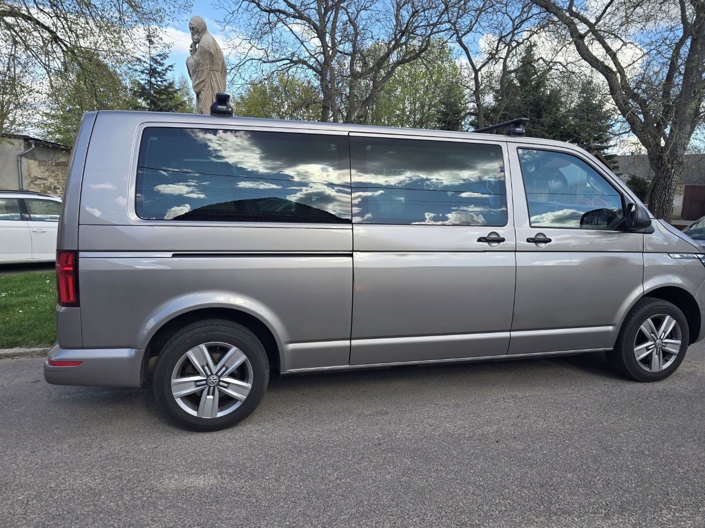 Volkswagen Caravelle, VW Caravelle T6.1 LONG 2.0 TDI - fotka 2