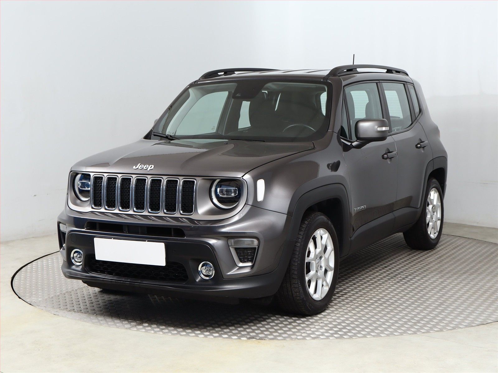 Jeep Renegade, 1.0 T-GDI, Limited, ČR,1.maj - fotka 2