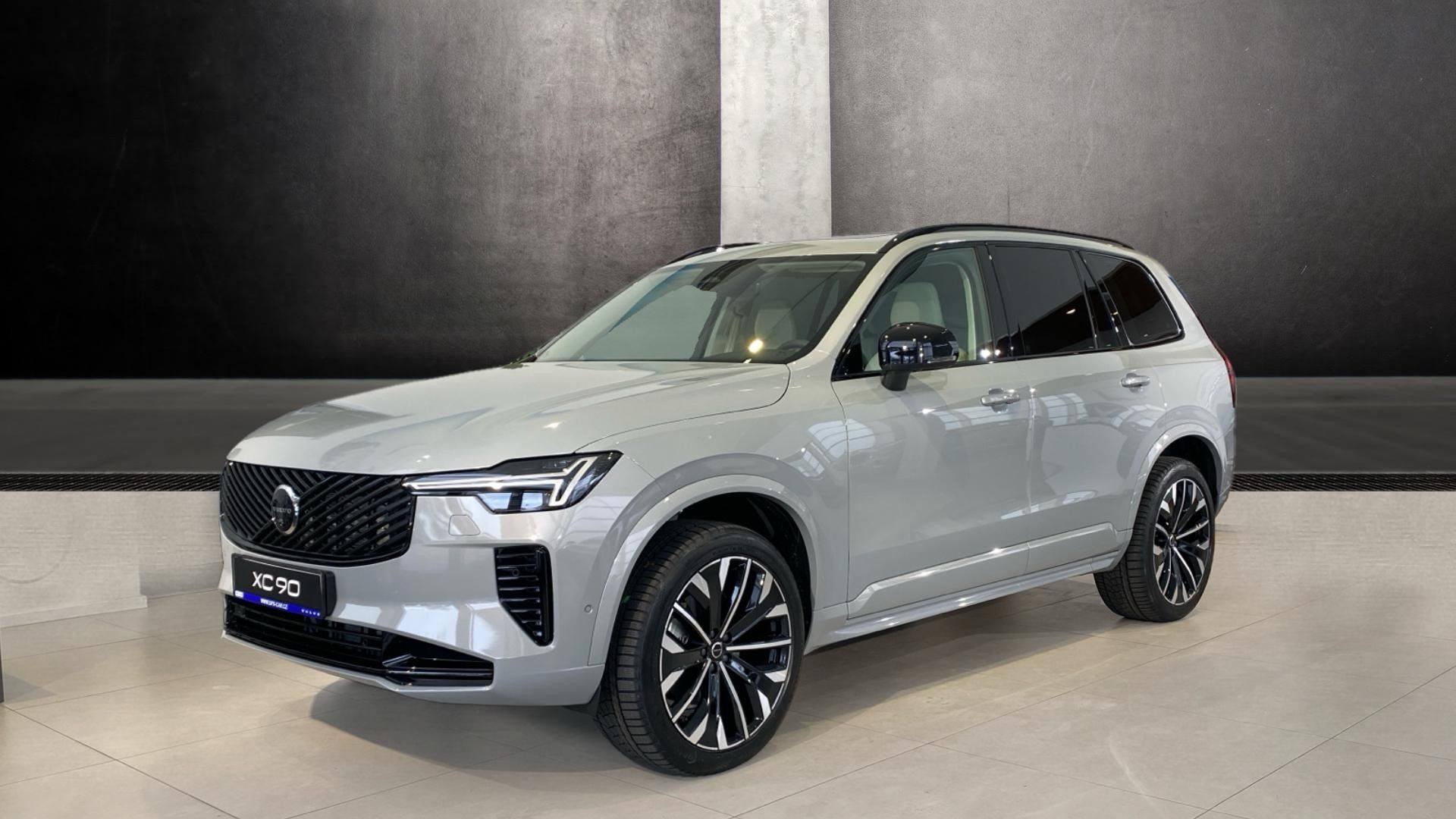 Volvo XC90, PLUS DARK, T8 AWD, 228+107 kW