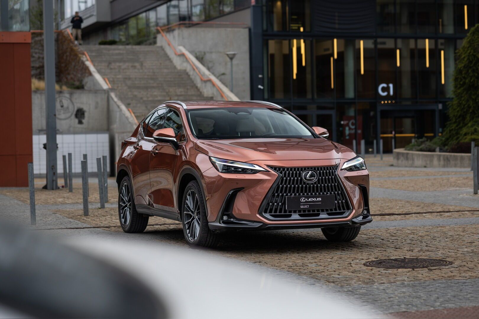 Lexus NX 450h+, 450H 2.5 PHEV LUXURY - fotka 2