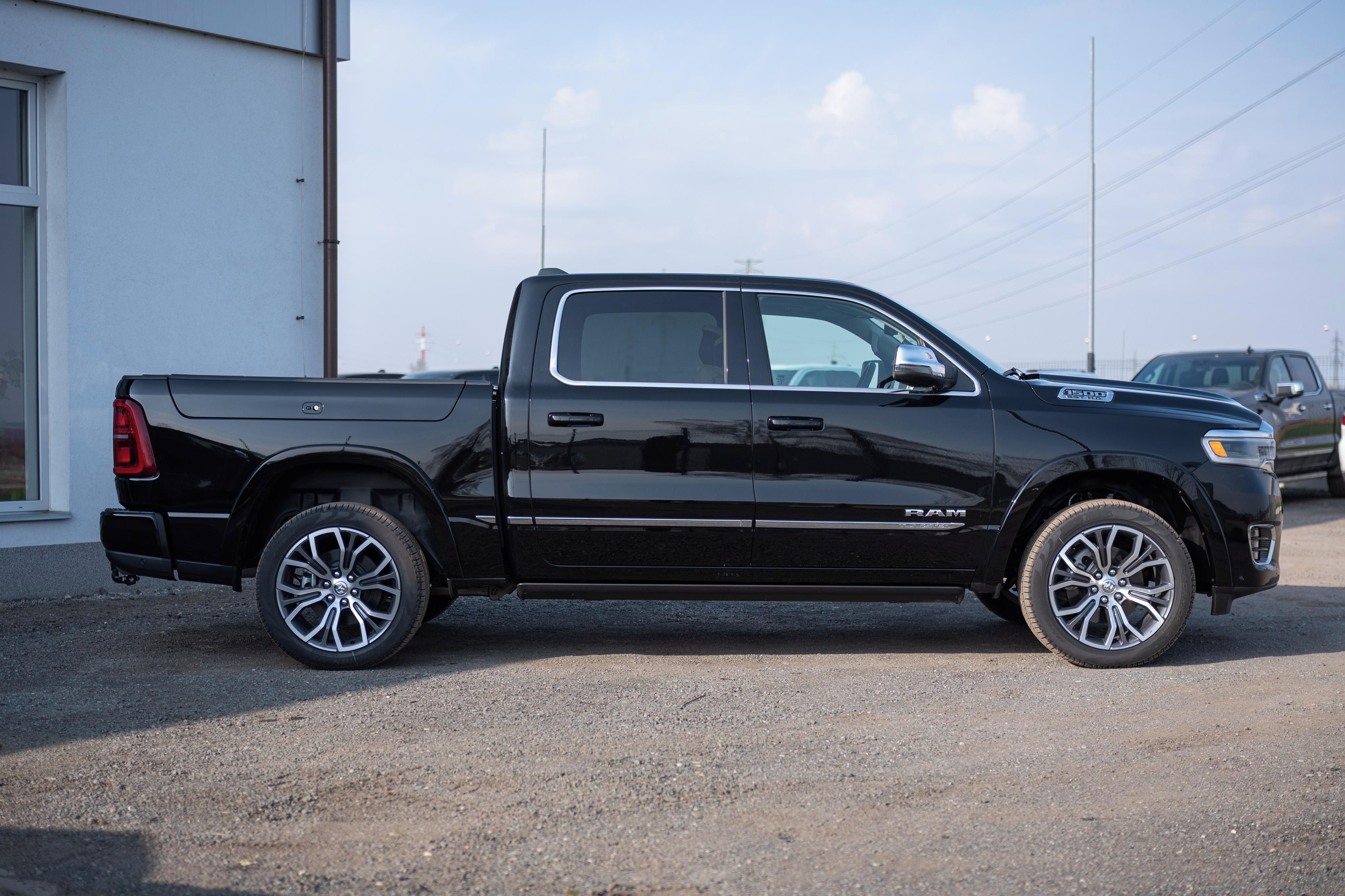 RAM 1500, Tungsten 3.0 V6 Crew Cab - fotka 3