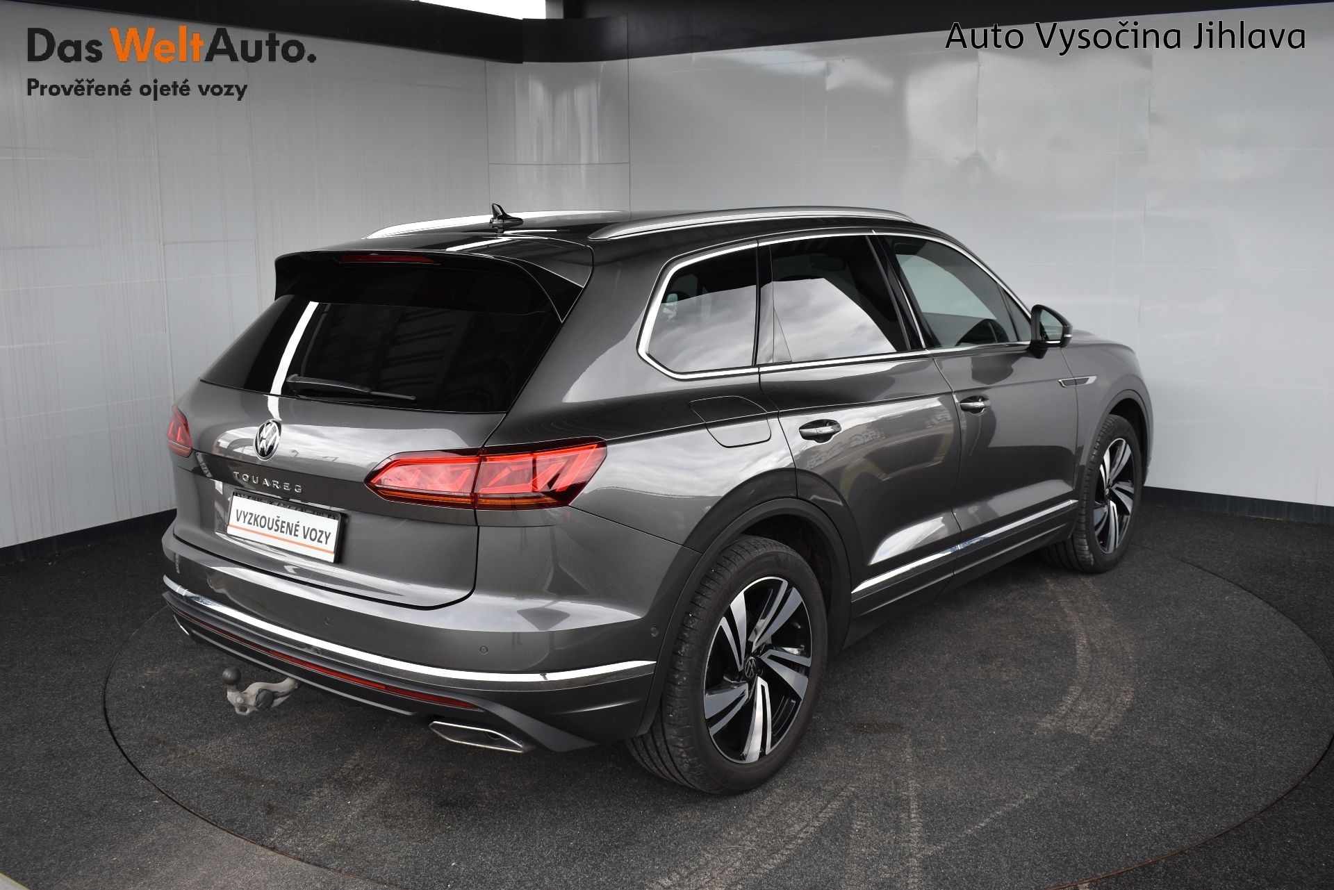 Volkswagen Touareg, 3.0TDI 210kW 4Motion, LED Matr - fotka 2
