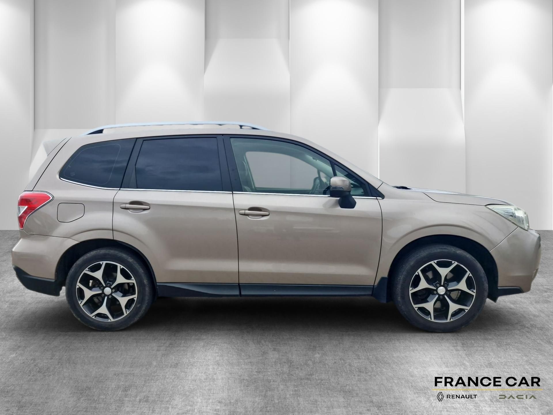 Subaru Forester, 2,0 XT 177 kW 1.maj. ČR - fotka 4