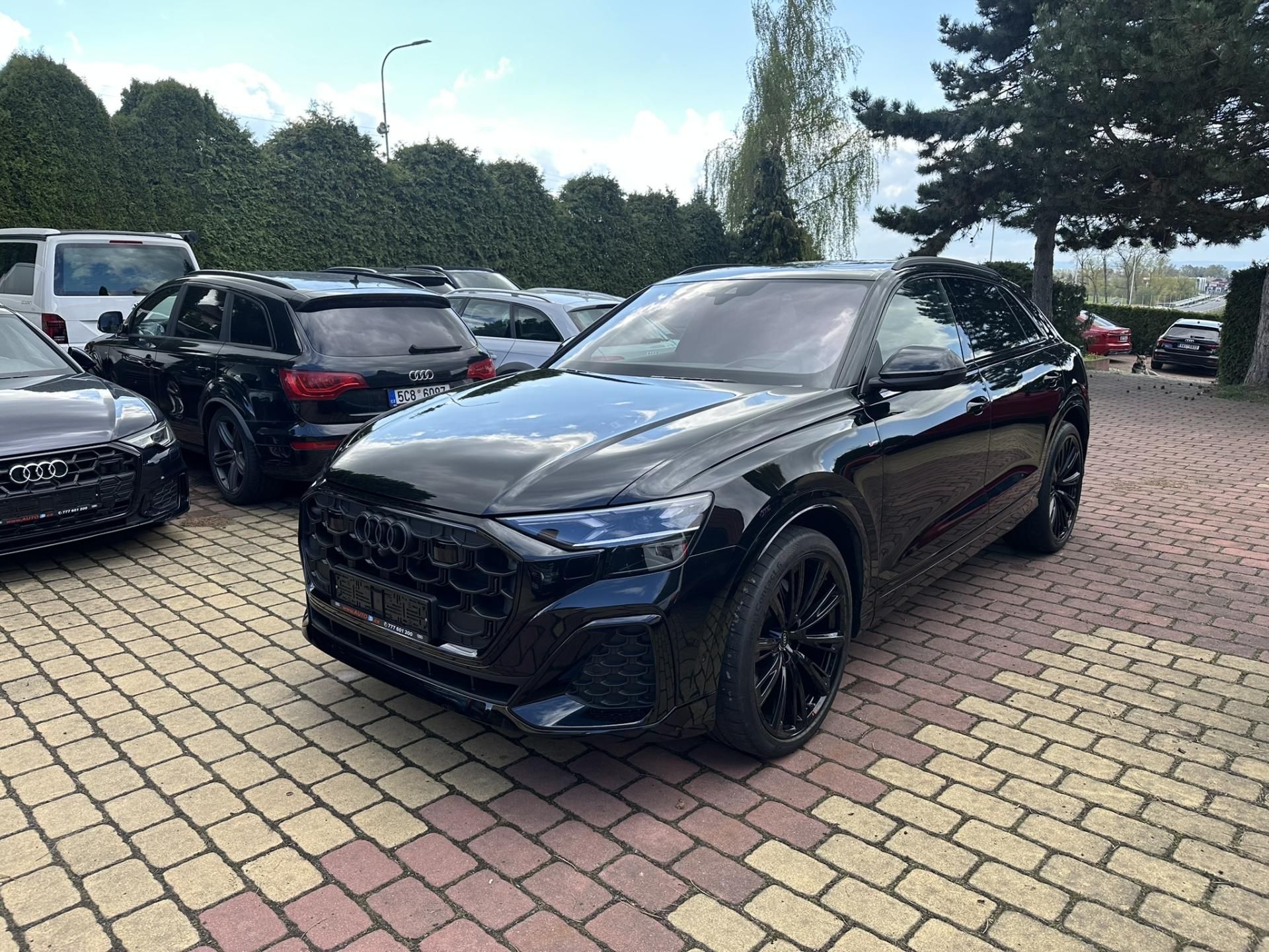 Audi Q8, 50TDi,HEAD-UP,PANORAMA, KARBON
