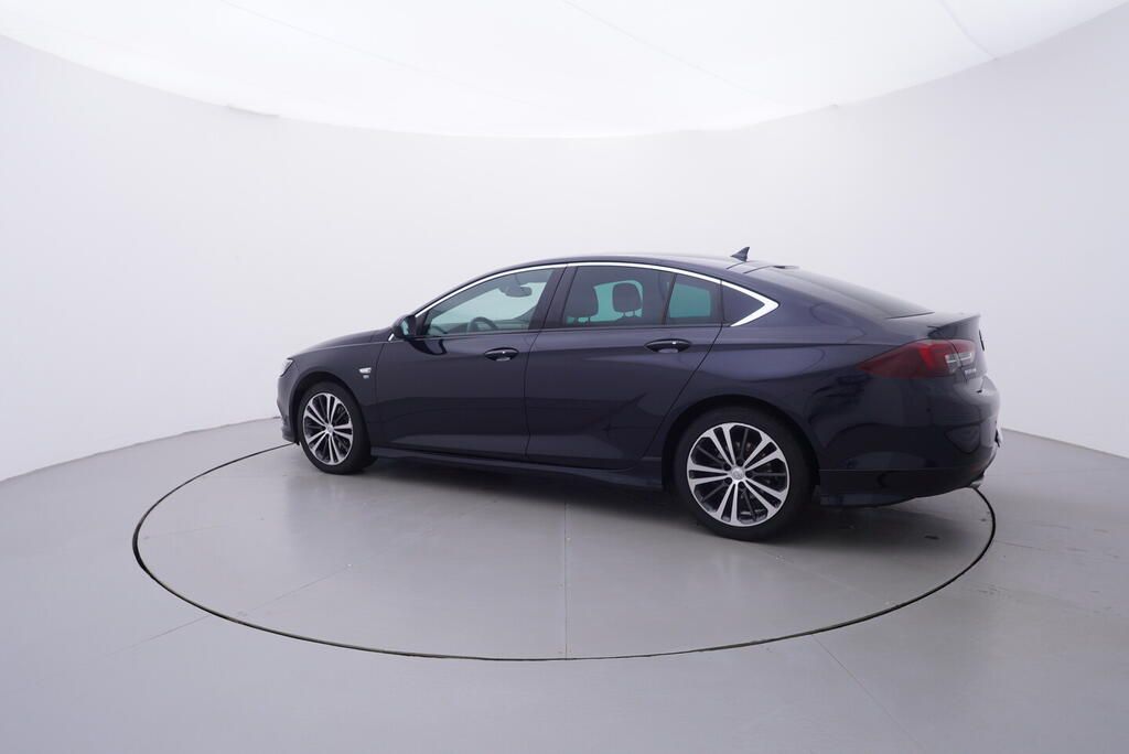 Opel Insignia, OPC Line 1.6 . 147 kW - fotka 3