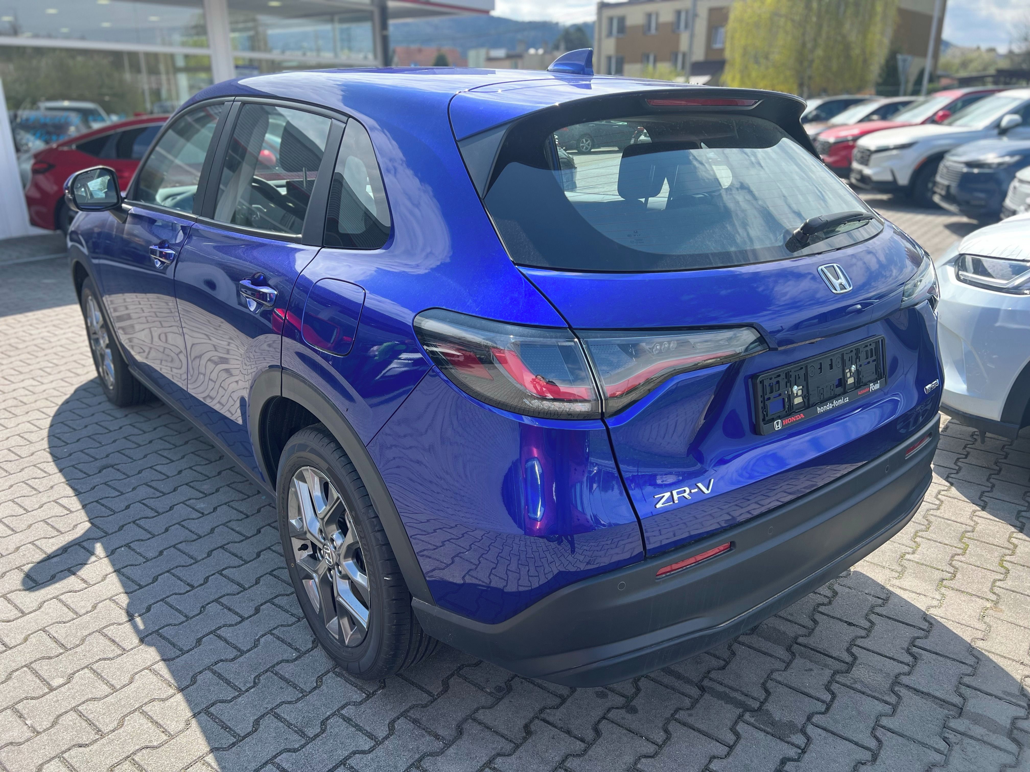 Honda ZR-V, 2,0 e:HEV Elegance - fotka 4