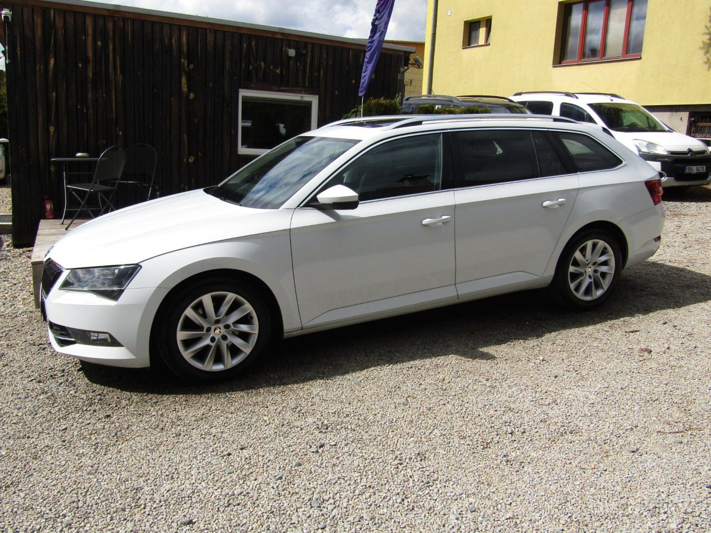 Škoda Superb, 1.6 TDI 88kW - fotka 2