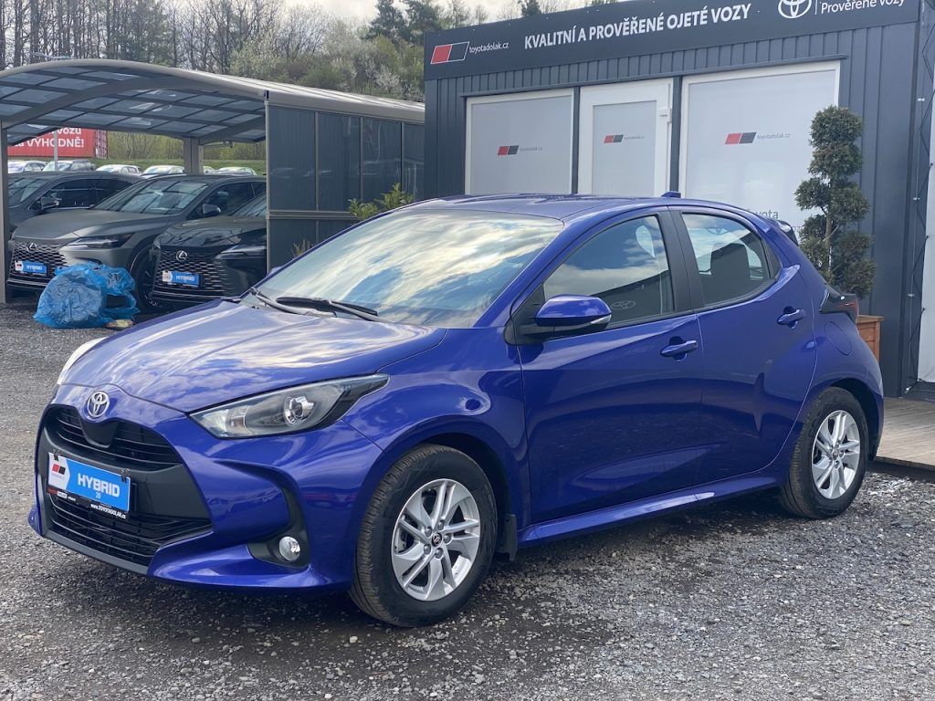 Toyota Yaris, 1.5HEV, ČR-1m, Comfort, +kola - fotka 4