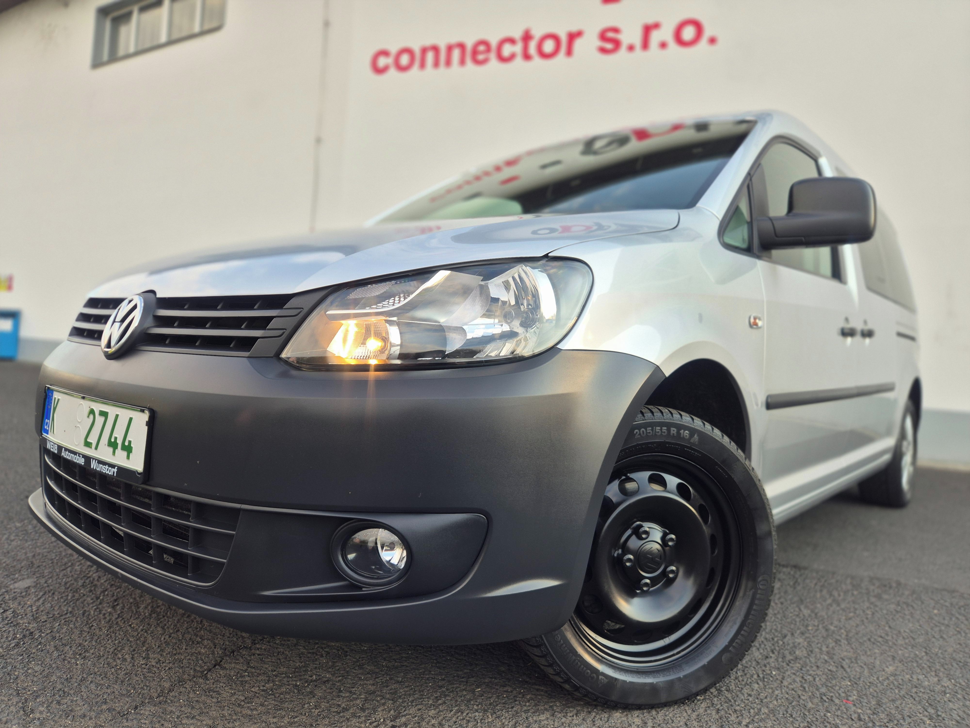Volkswagen Caddy, 1 maj.plný servis ZÁRUKA MAXI