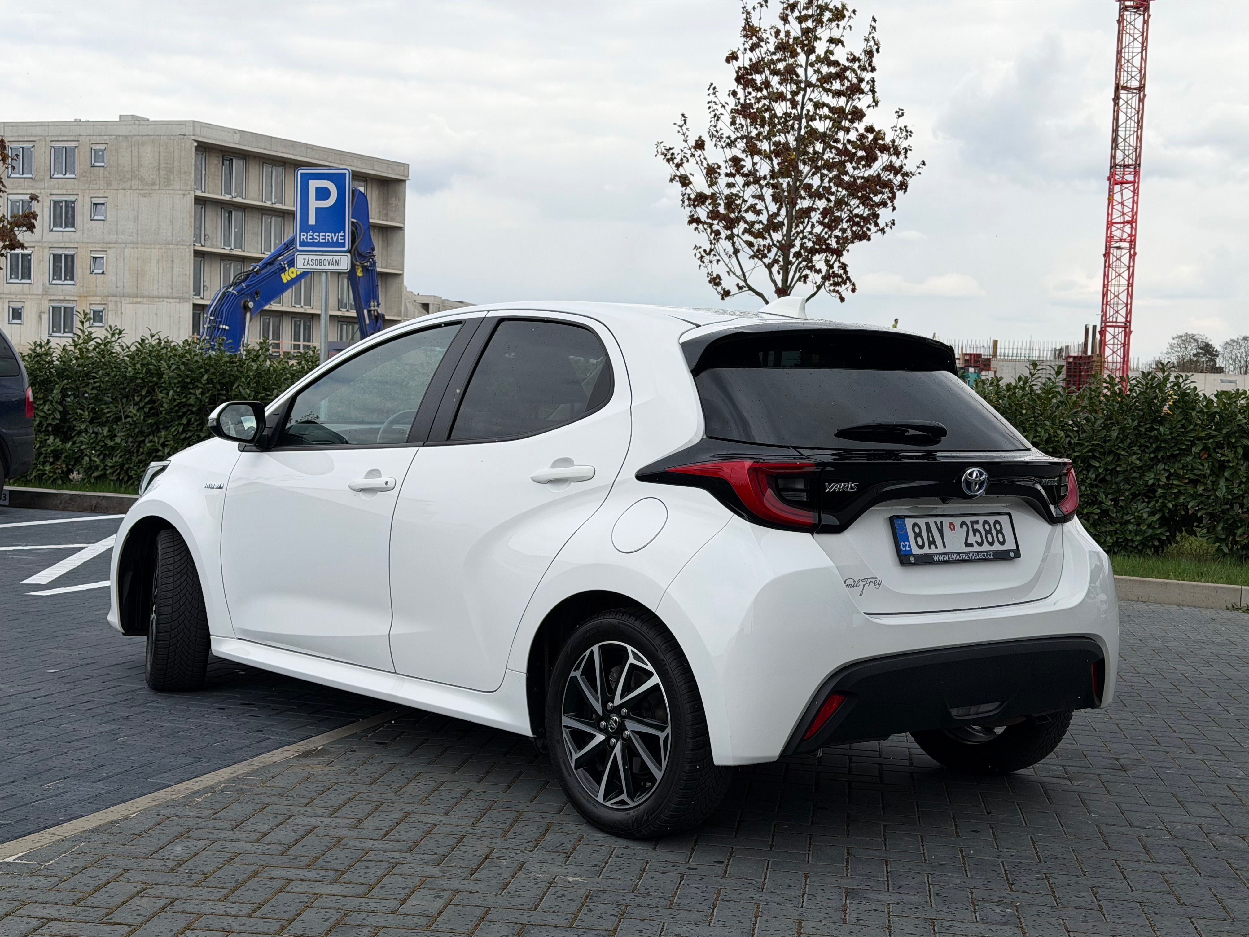 Toyota Yaris, Hybrid / 1.5 VVT-i/ záruka - fotka 4
