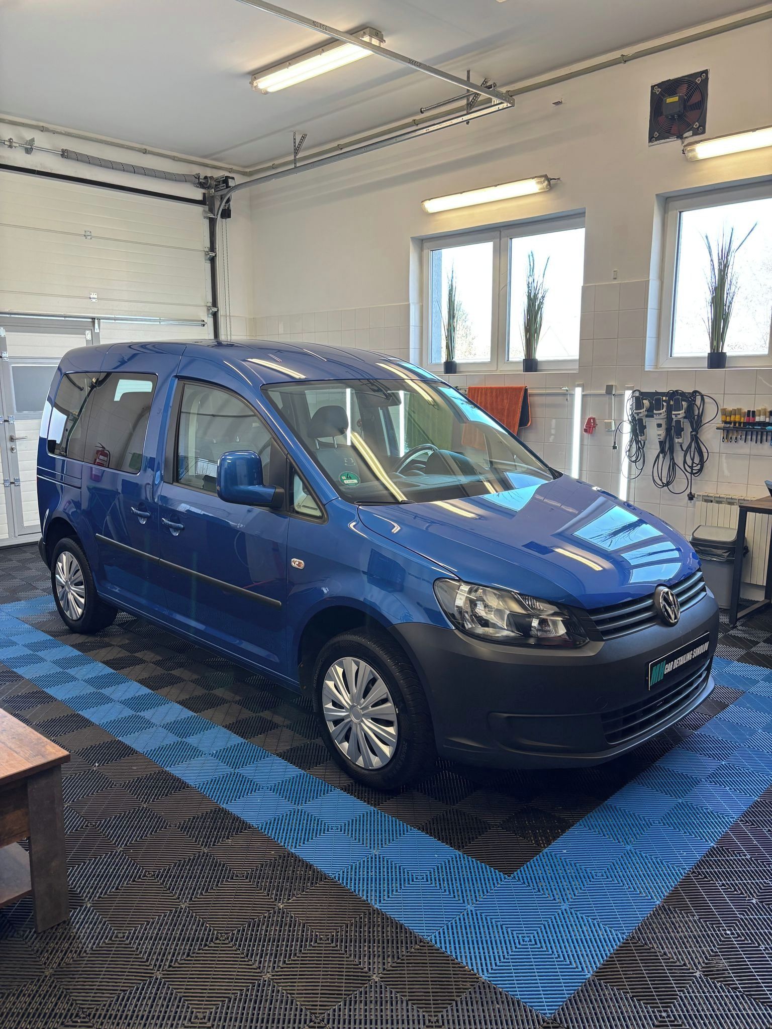 Volkswagen Caddy, 7 mistna plny servis záruka - fotka 4