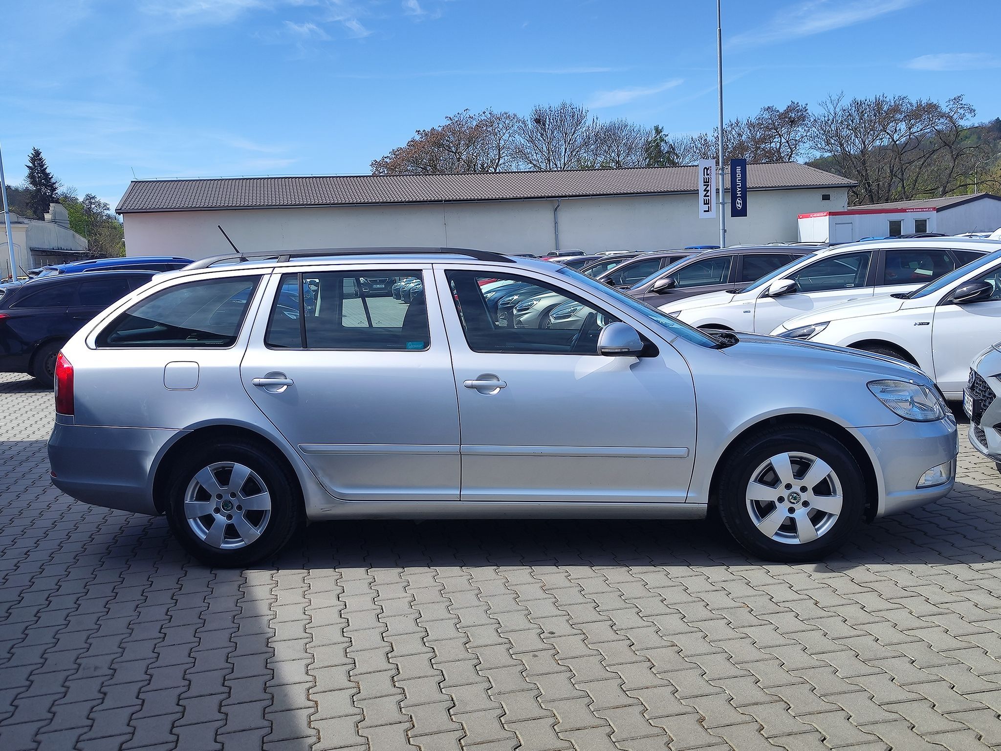 Škoda Octavia, 1.4 TSi/90kW Ambition - fotka 4