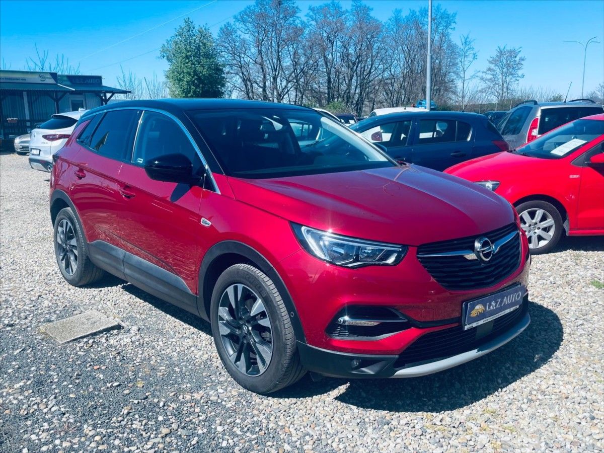 Opel Grandland X, 1,2 TURBO - fotka 3
